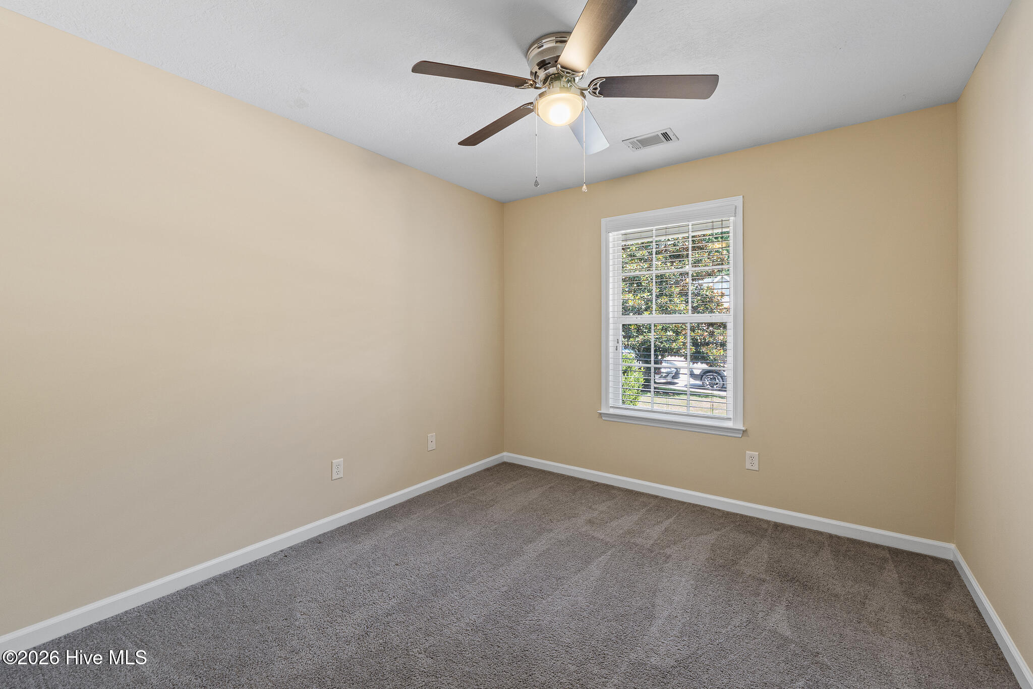 815 Whispering Willow Court Property Photo 16