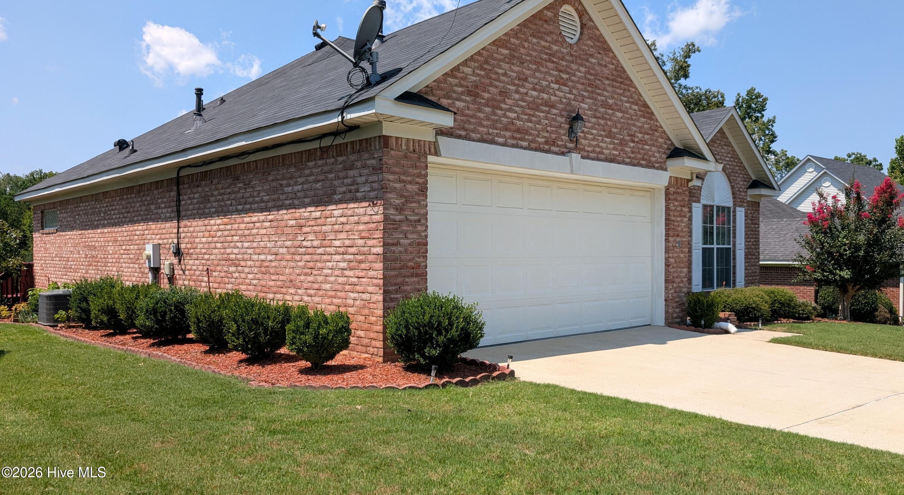 512 Granite Point Property Photo 5