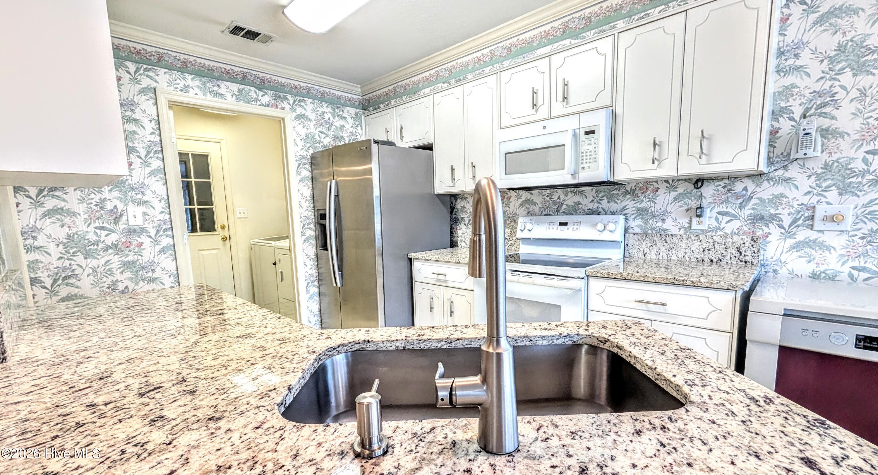 512 Granite Point Property Photo 17