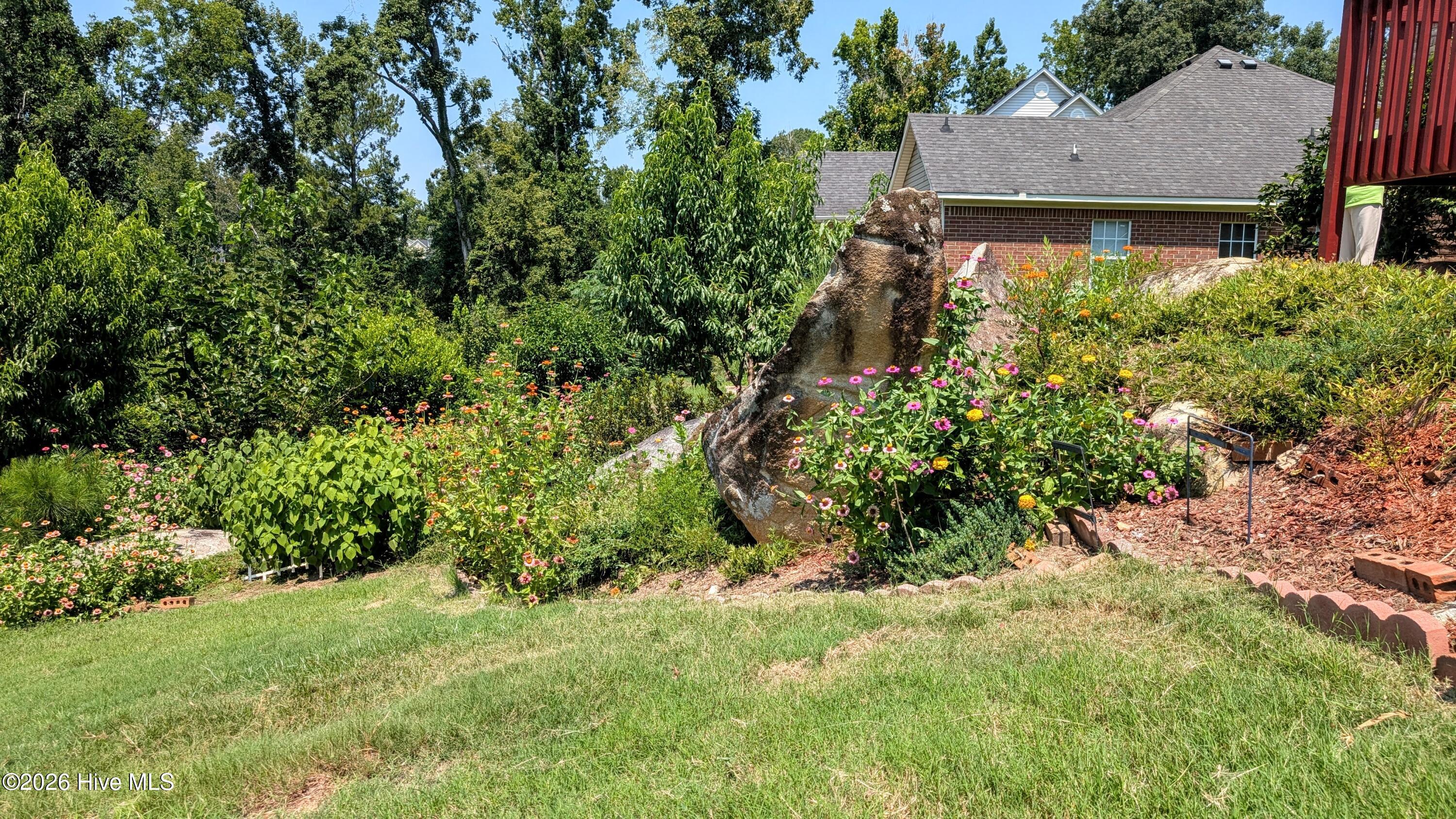 512 Granite Point Property Photo 46