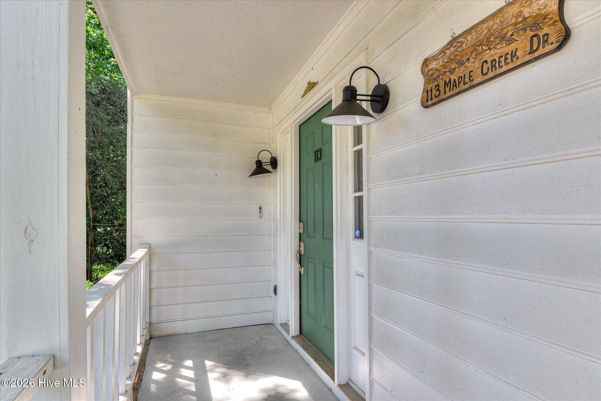 113 Maple Creek Drive Property Photo 4