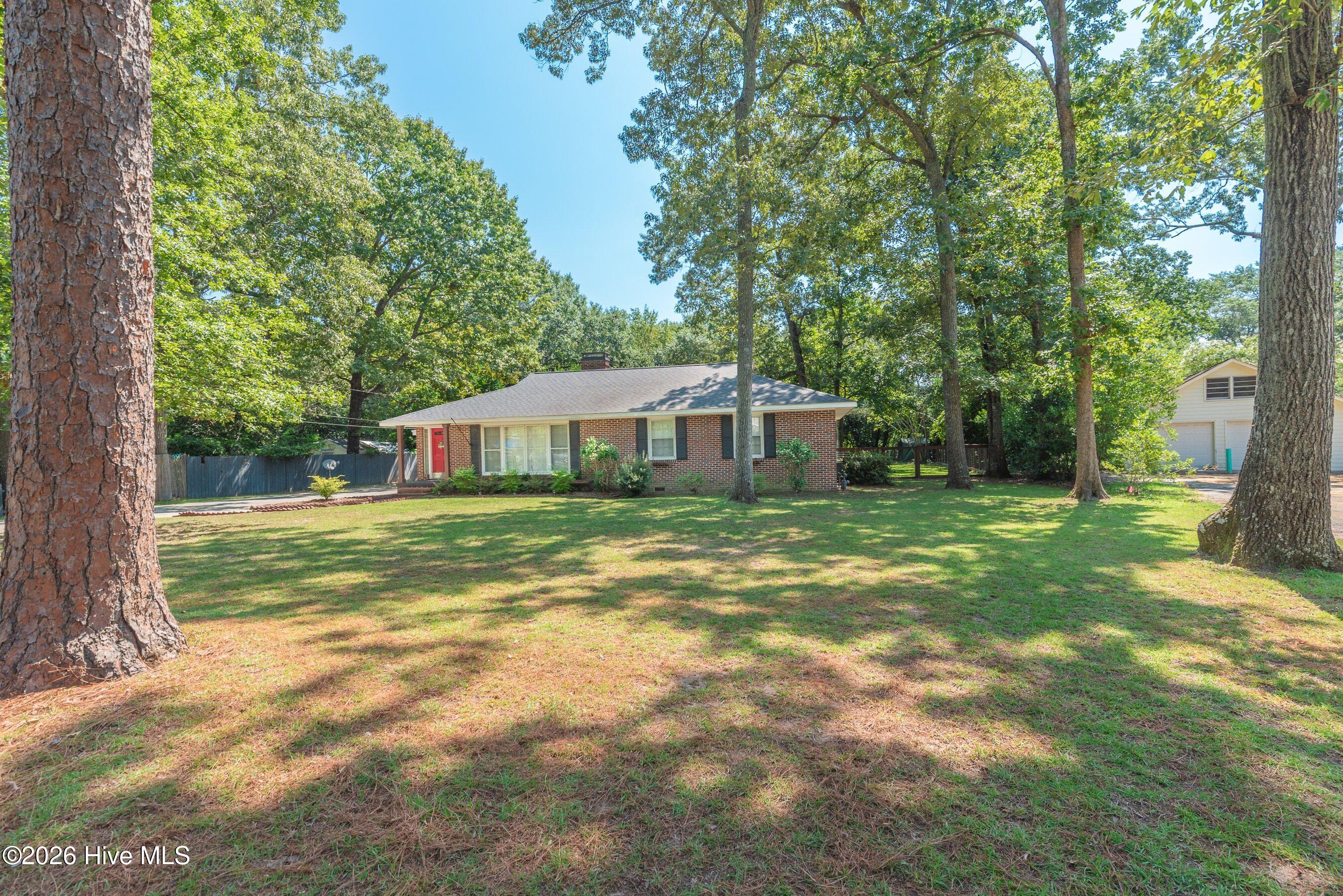 210 Dunbarton Circle Se Property Photo 3