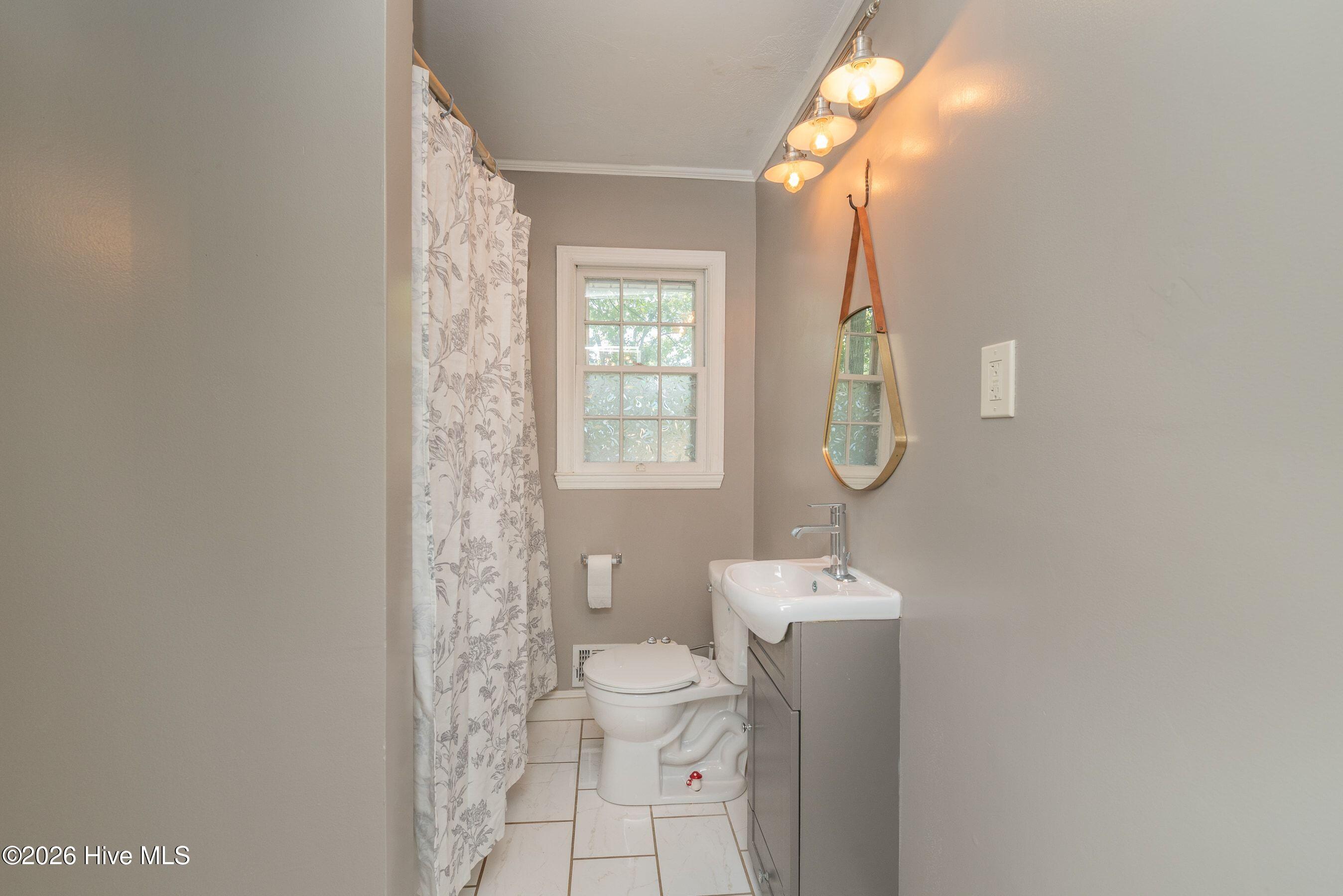 210 Dunbarton Circle Se Property Photo 32