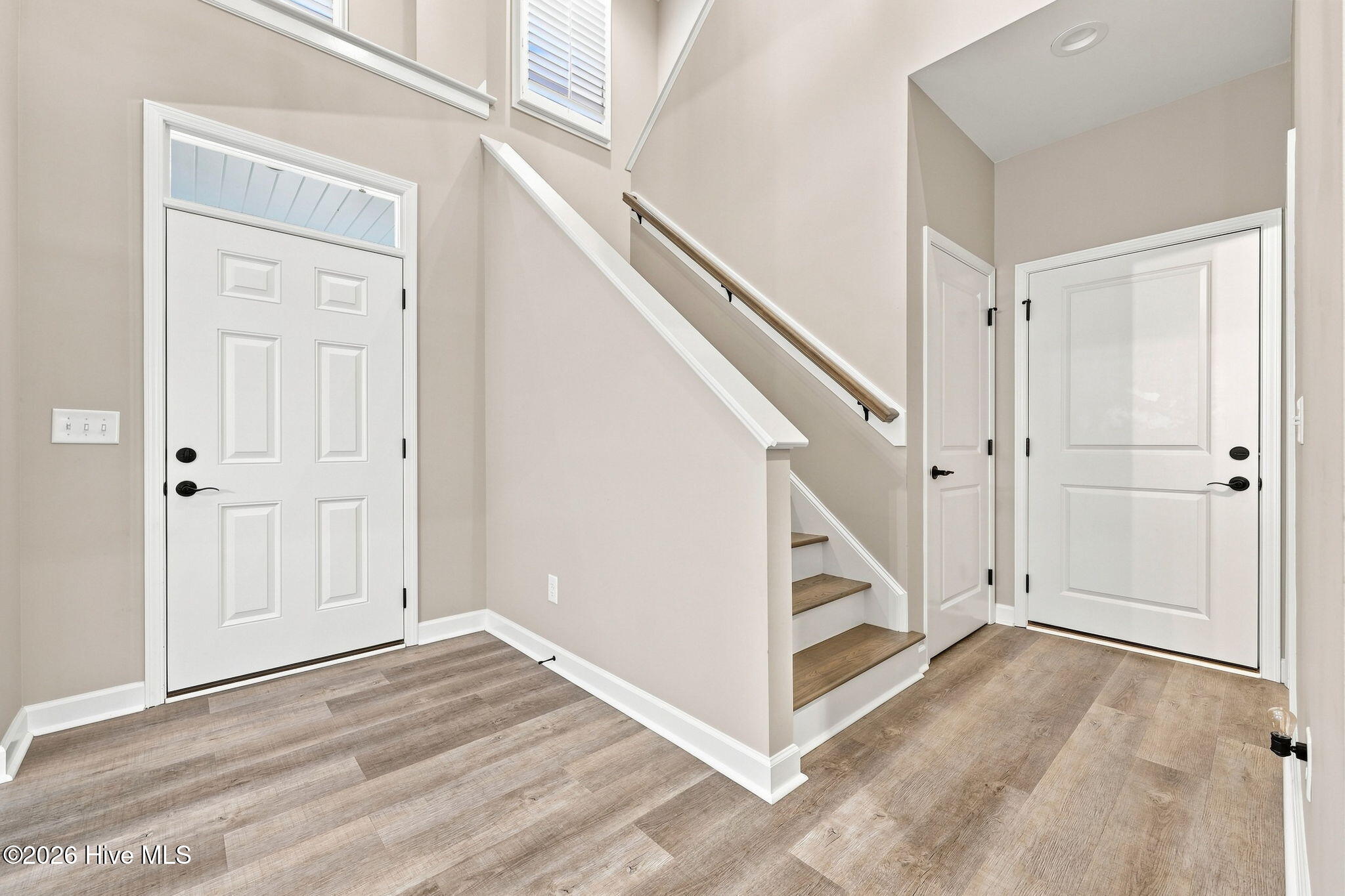 925 Cardinal Place Property Photo 8