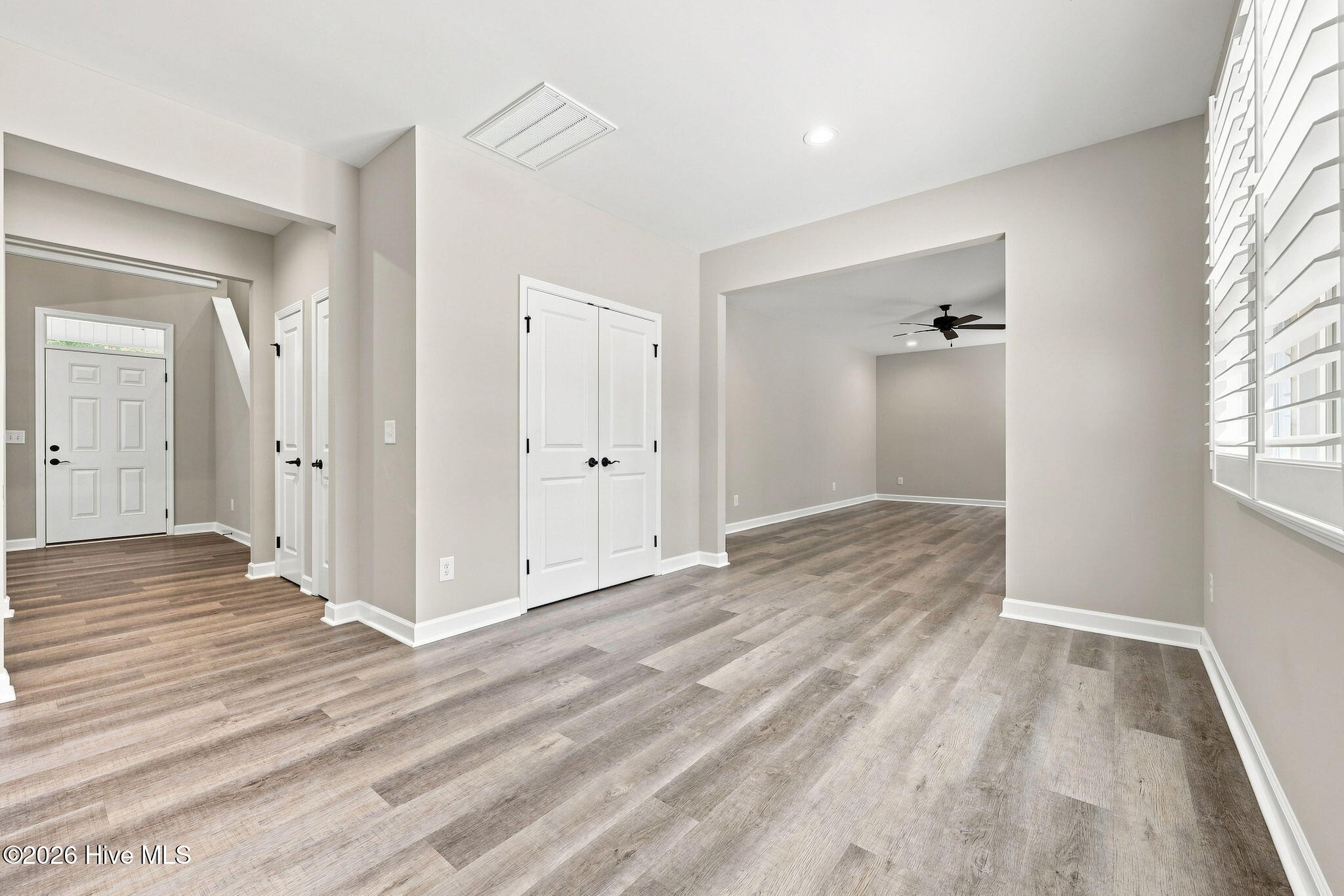 925 Cardinal Place Property Photo 9