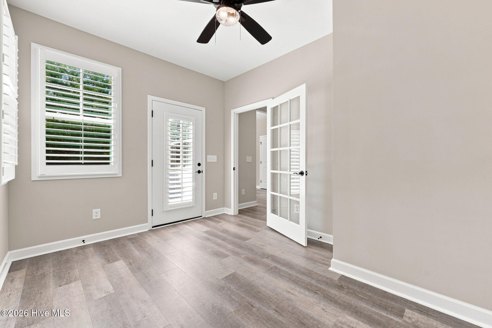 925 Cardinal Place Property Photo 23