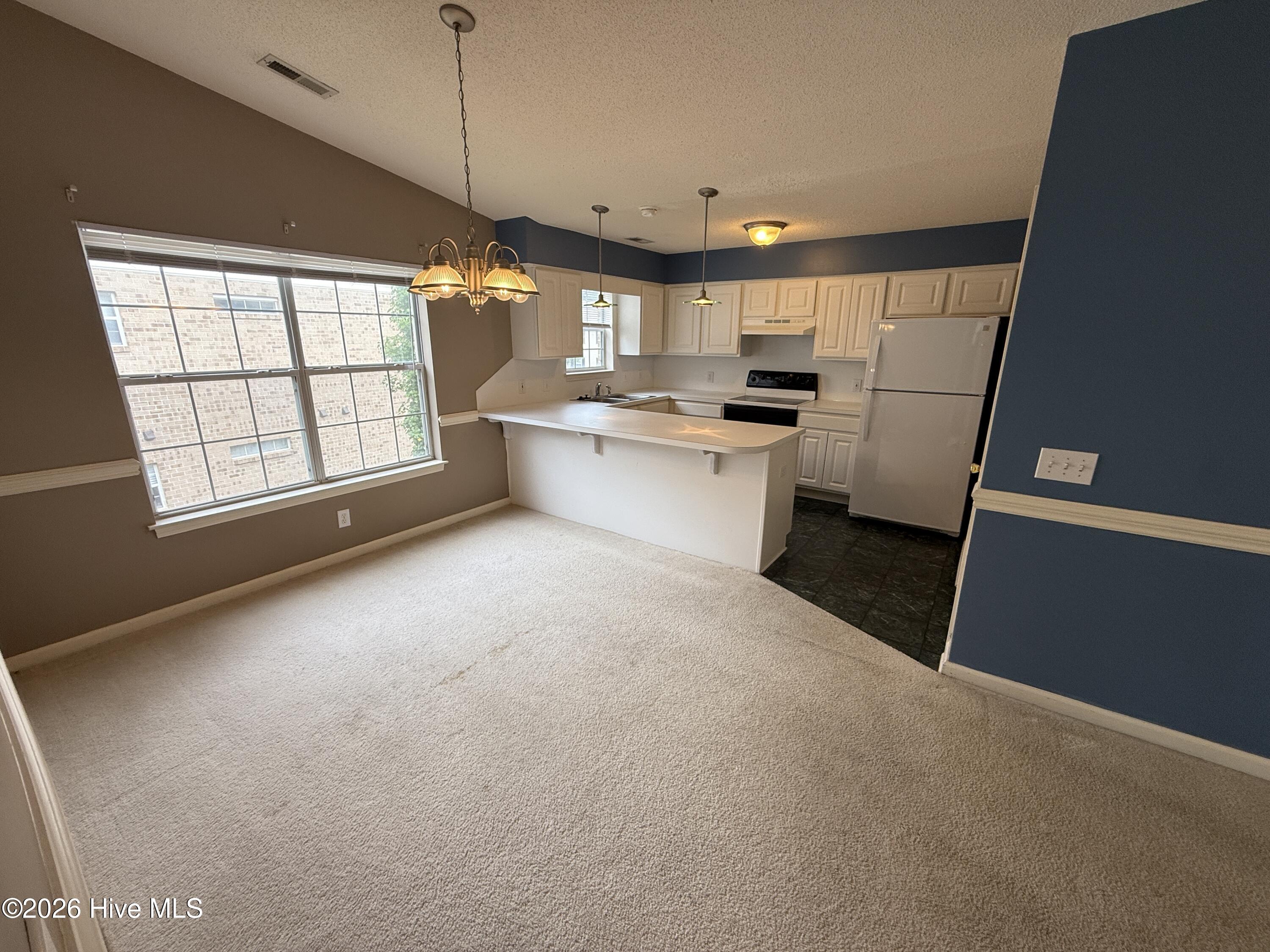 2804 Mulberry Lane F Property Photo 4