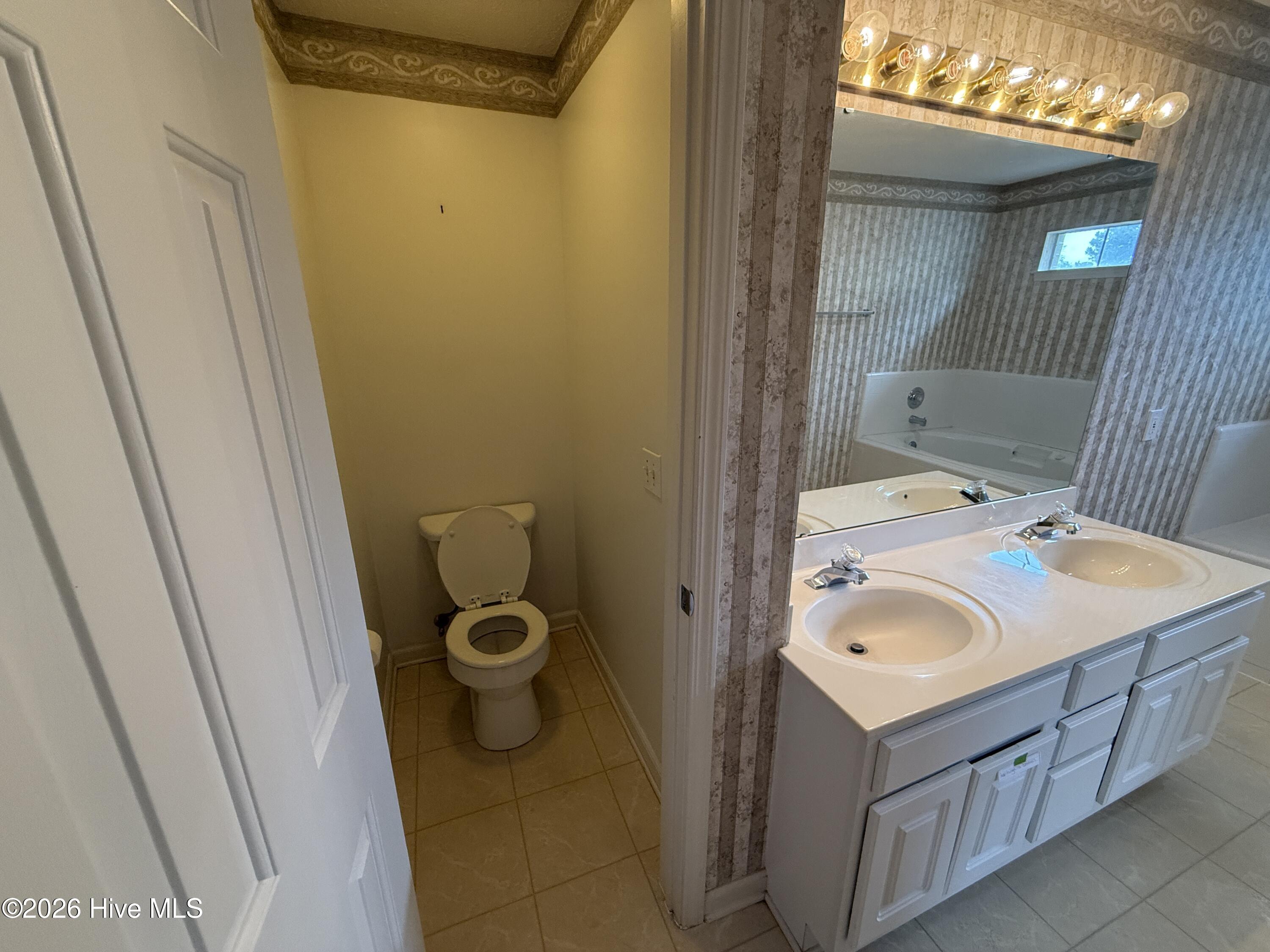 2804 Mulberry Lane F Property Photo 13