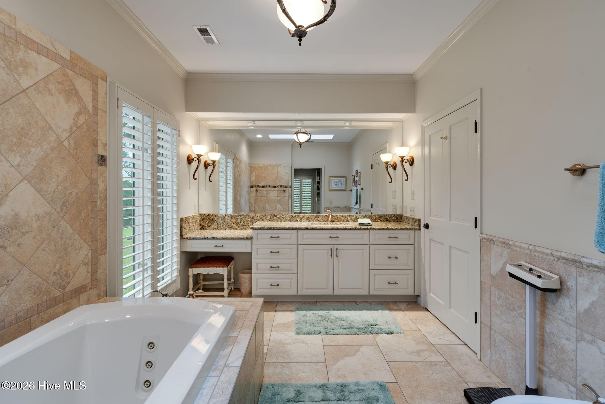 509 Cross Country Lane Property Photo 33