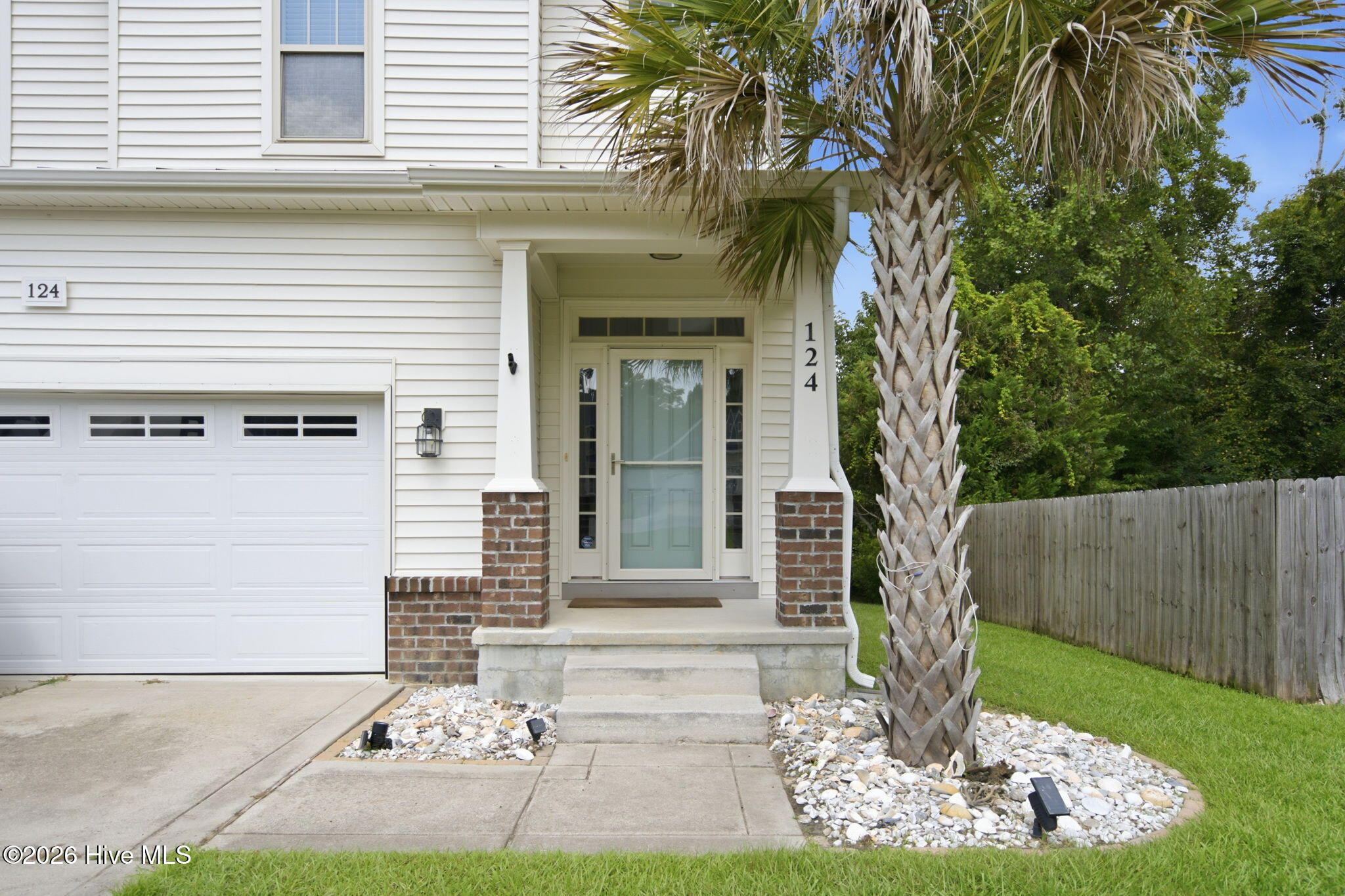 124 Katrina Street Property Photo 3