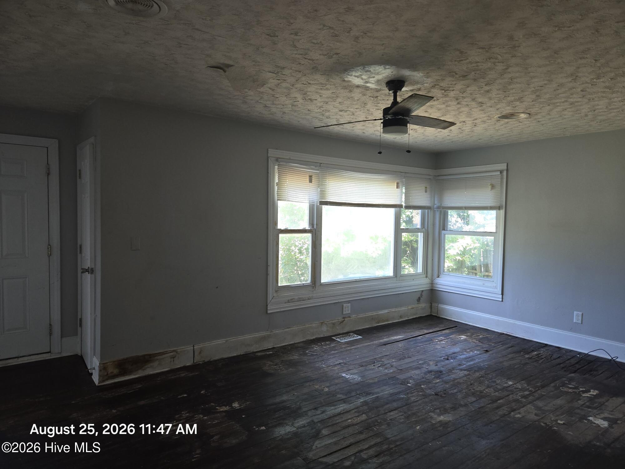 3612 Richlands Highway Property Photo 4