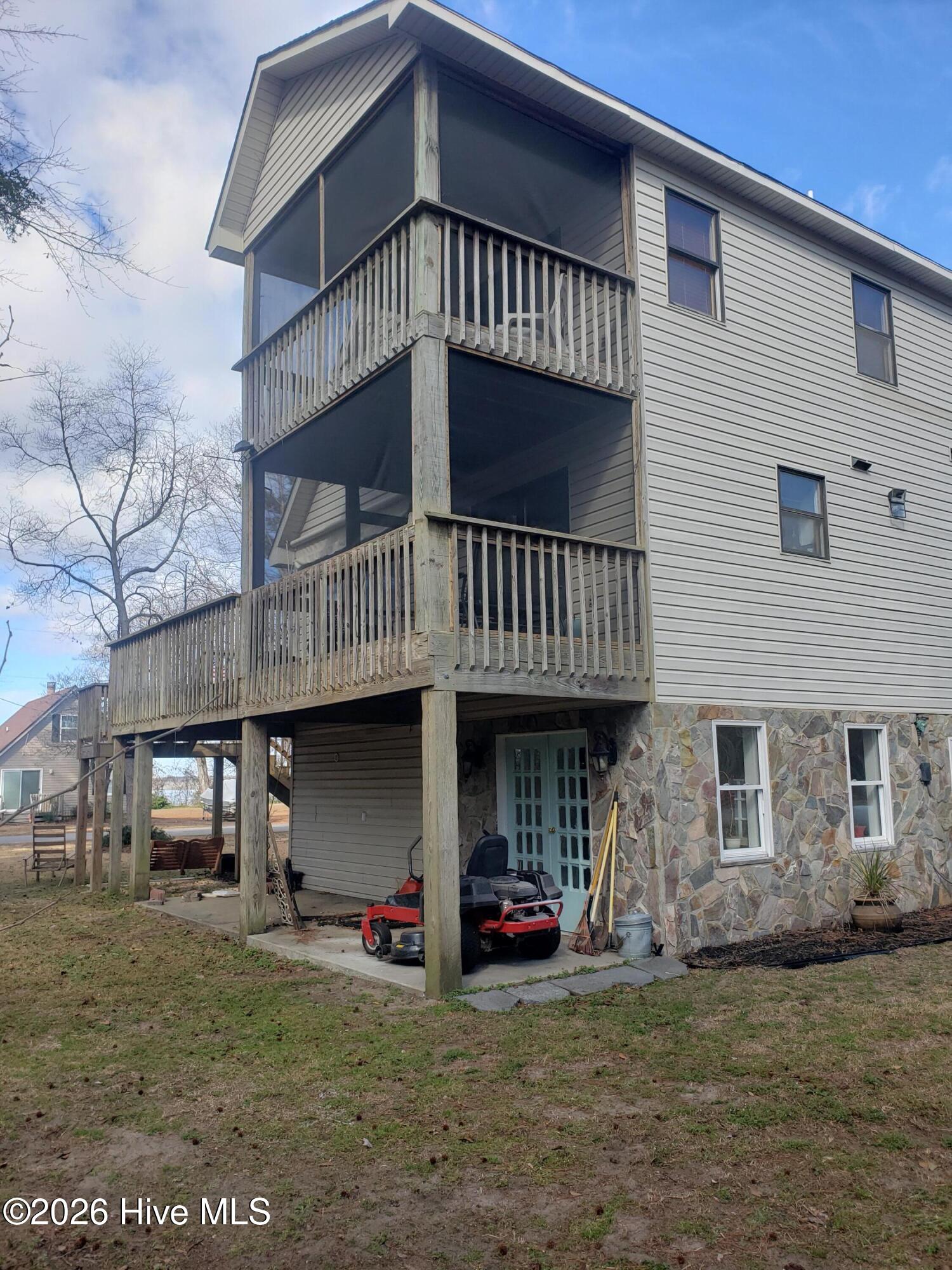 201 Winnebago Trail Property Photo 31