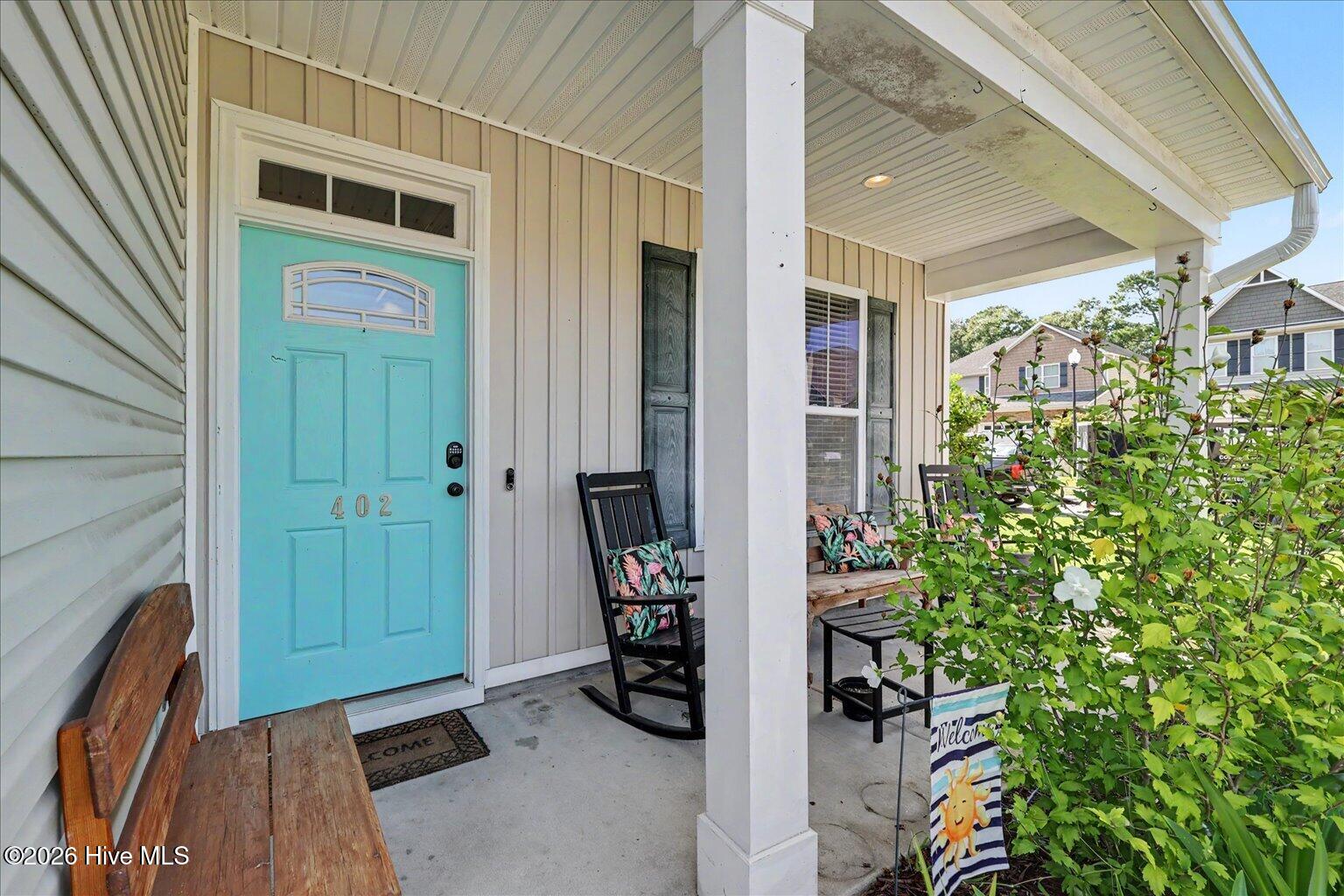 402 Lady Bug Lane Property Photo 2