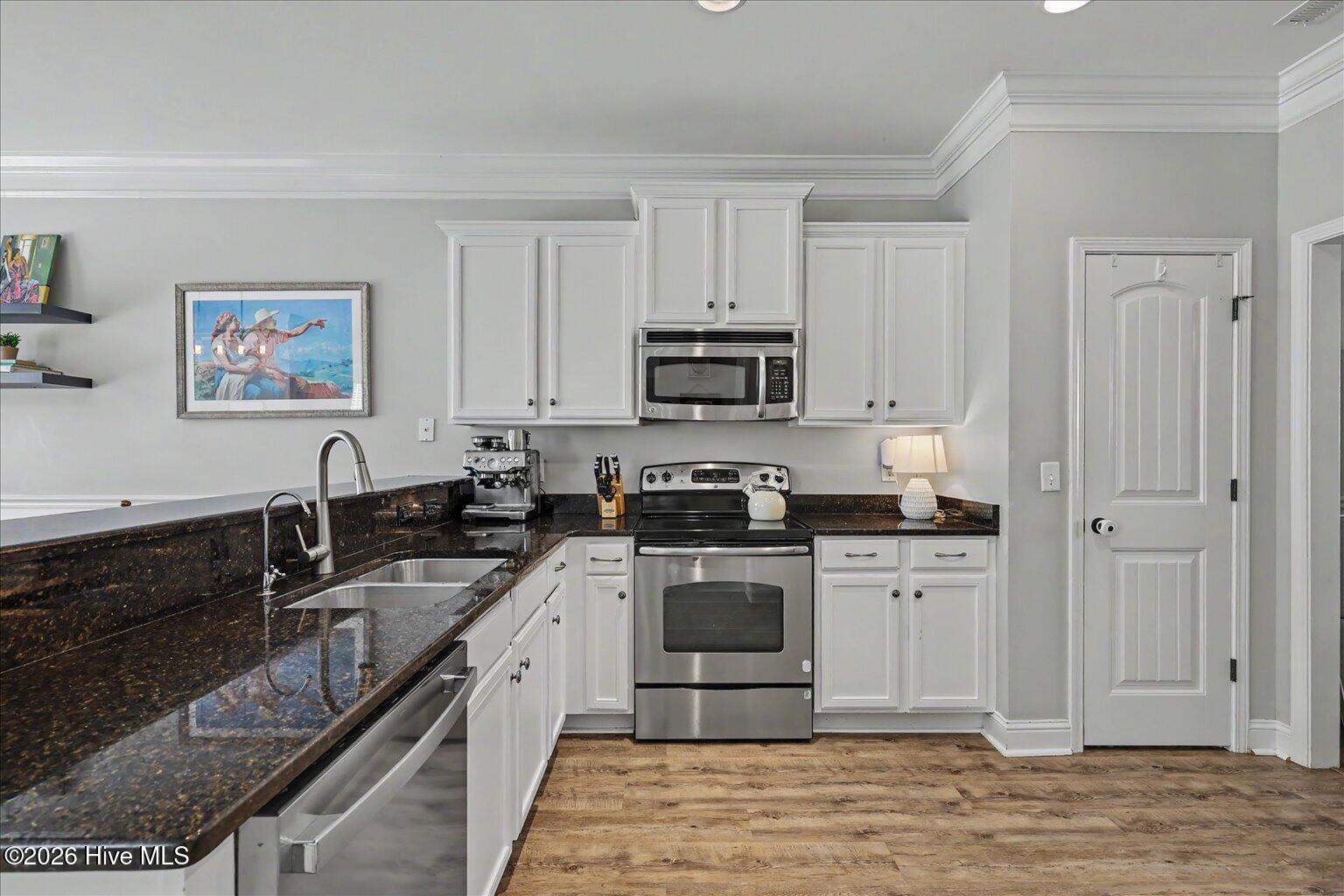 402 Lady Bug Lane Property Photo 11