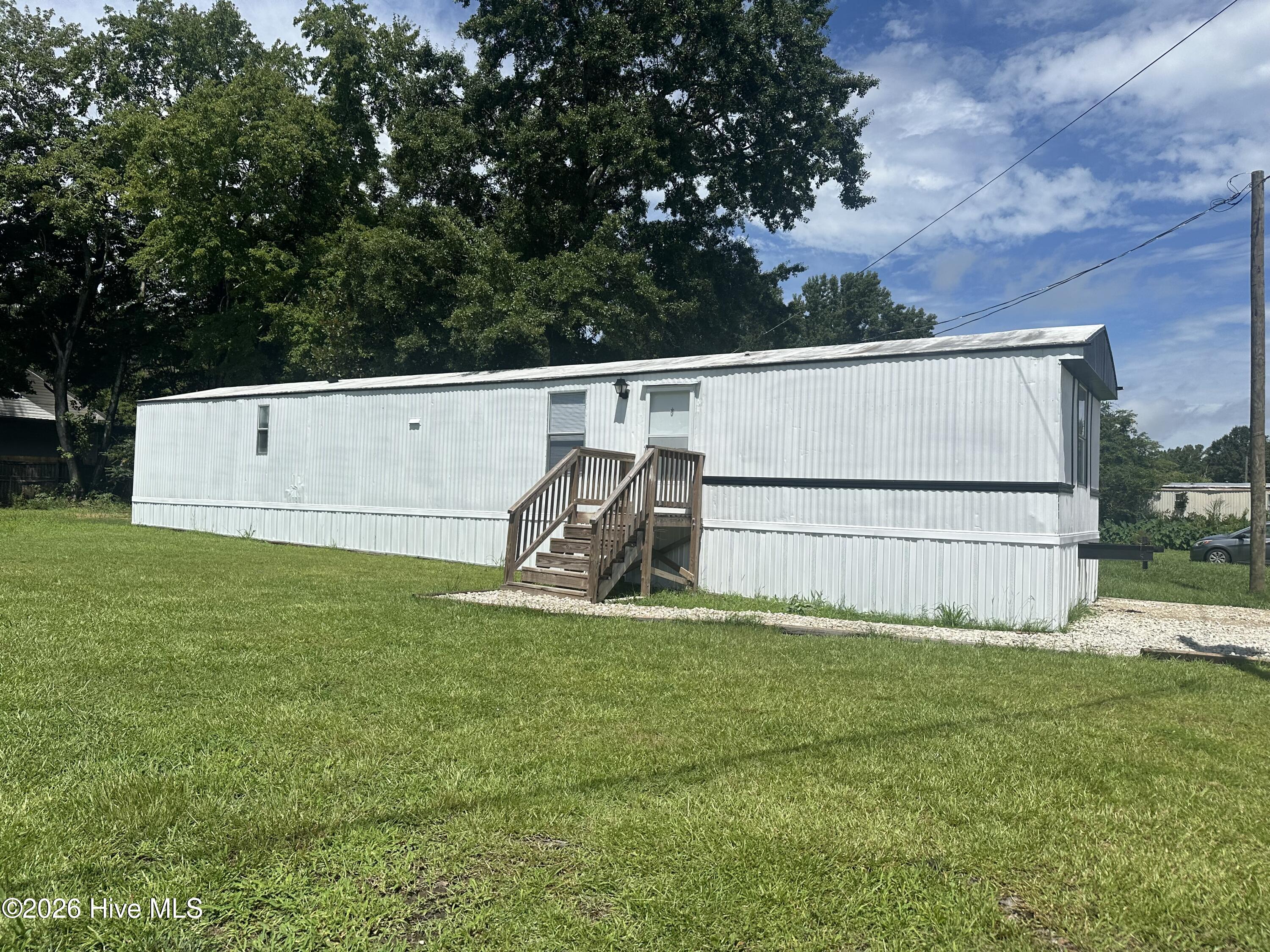 326 Carlson Drive Property Photo 3