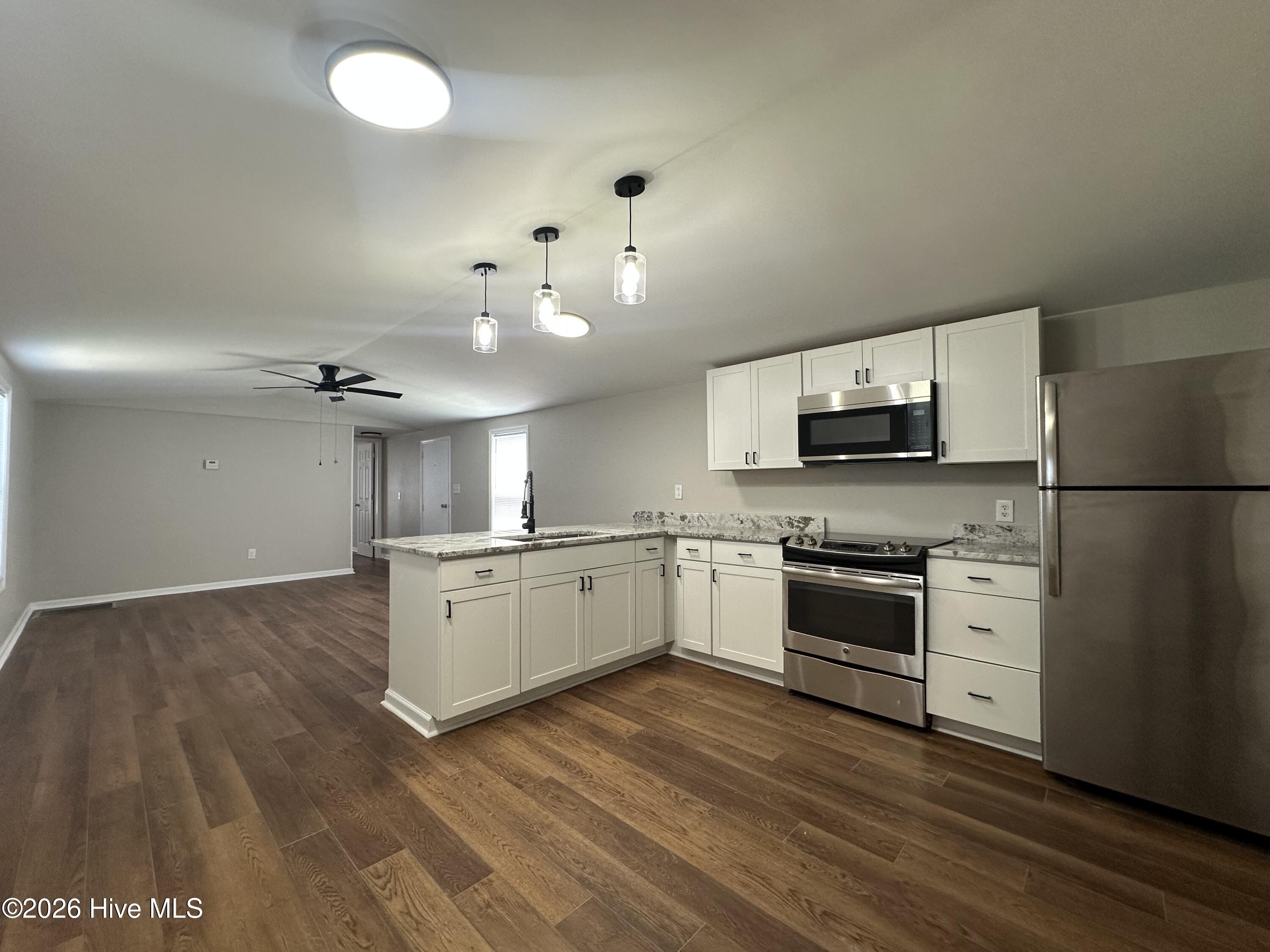326 Carlson Drive Property Photo 7