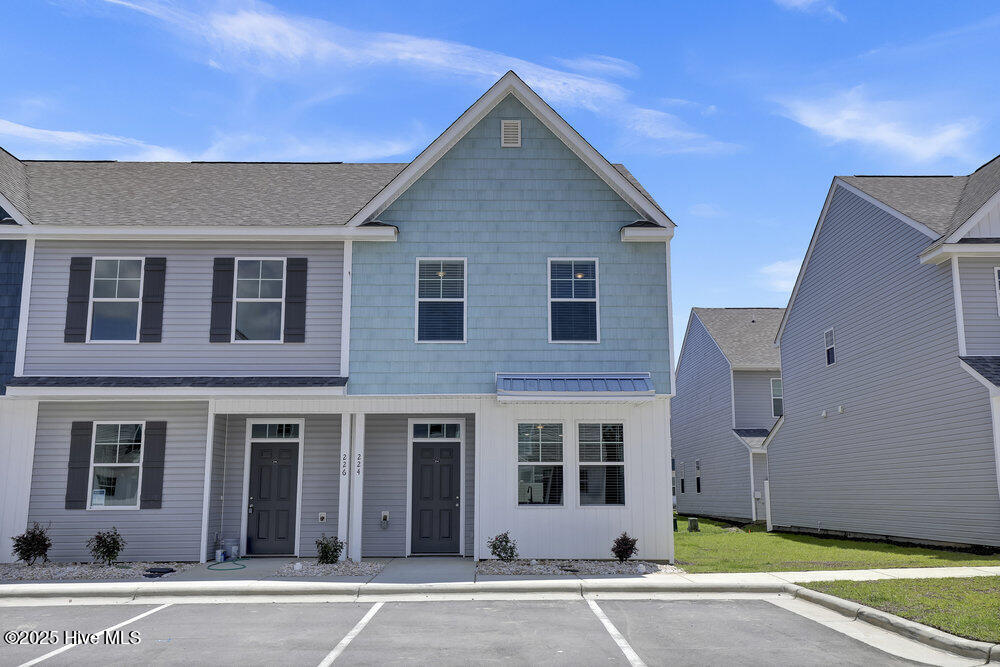 224 Sandy Cove Lane Property Photo 1