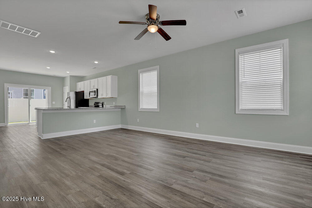 224 Sandy Cove Lane Property Photo 4