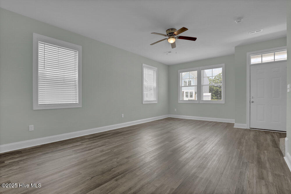 224 Sandy Cove Lane Property Photo 5
