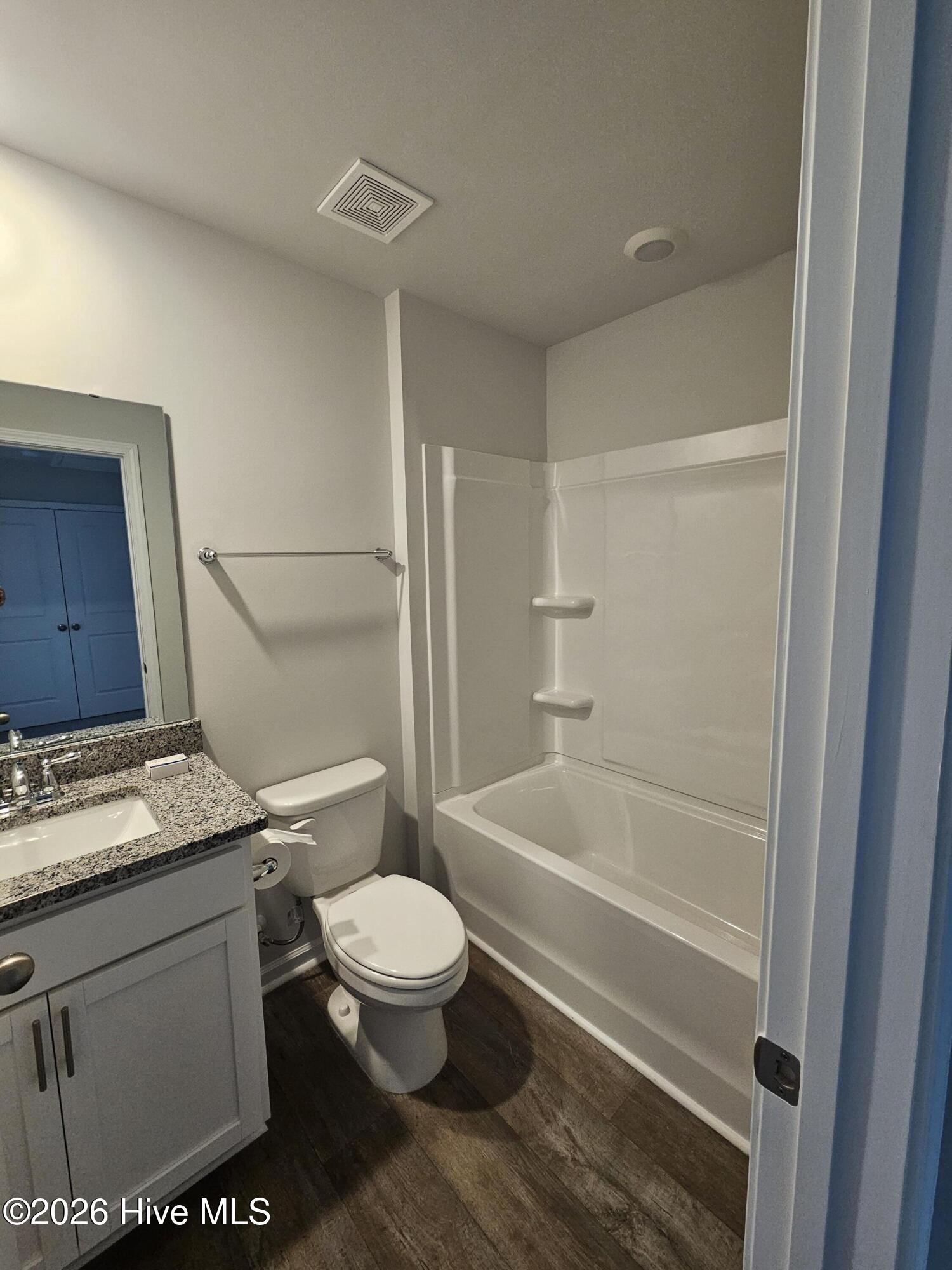 4215 High Glen Drive Property Photo 12