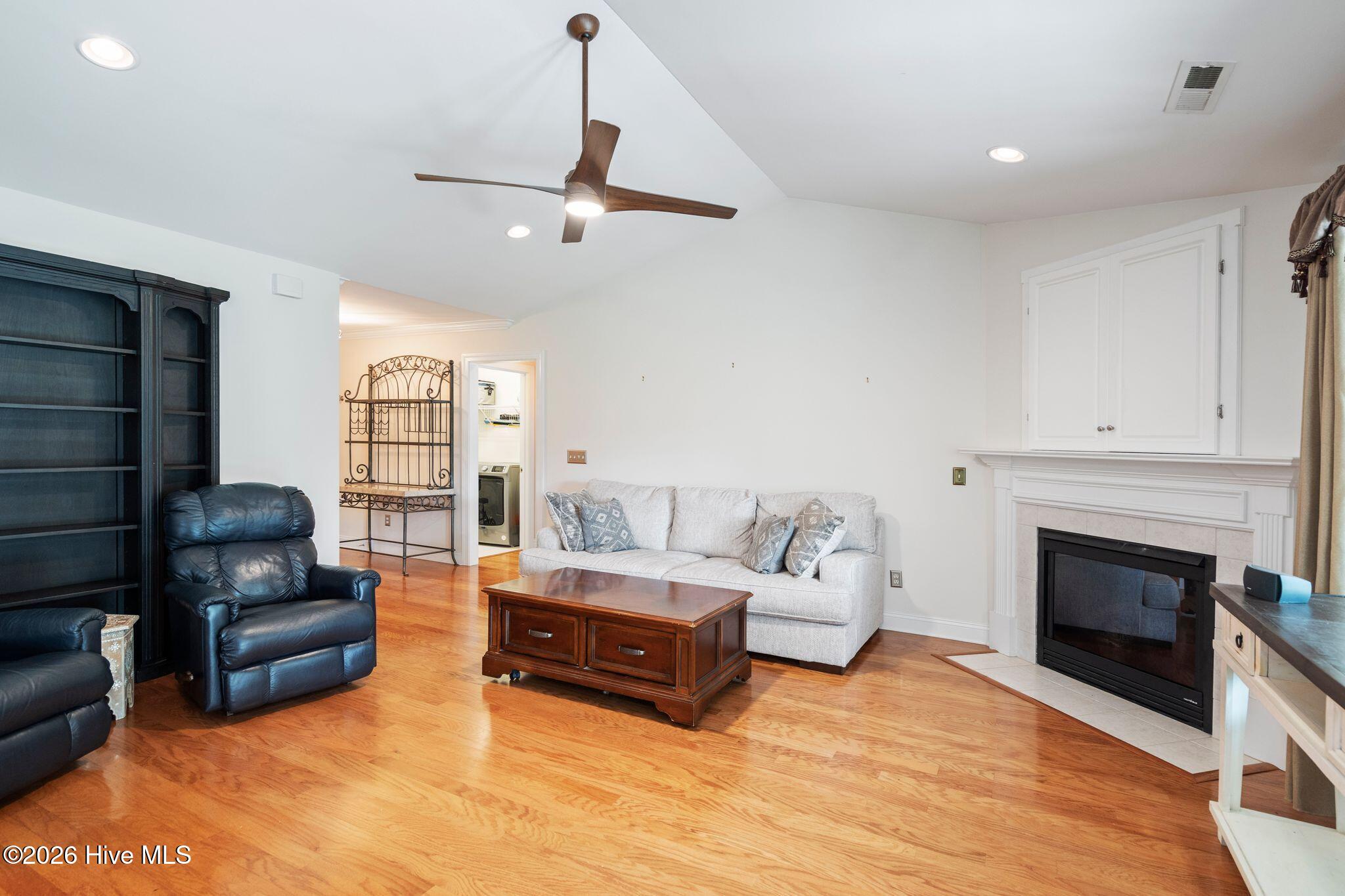 2147 Talmage Drive Property Photo 3