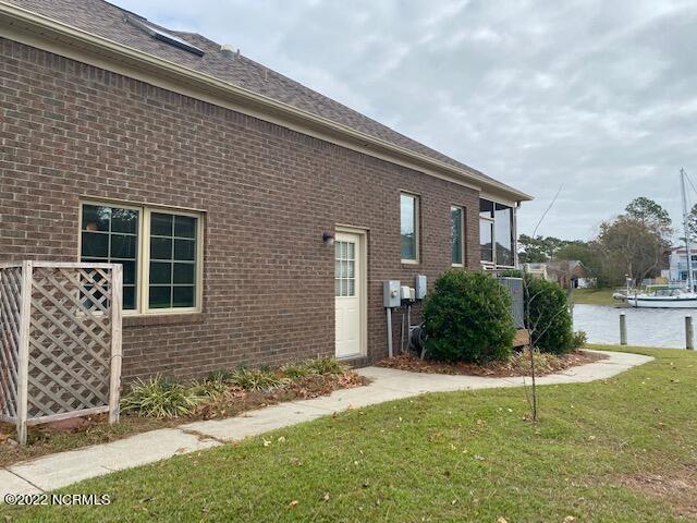 906 Diamond Court Property Photo 6
