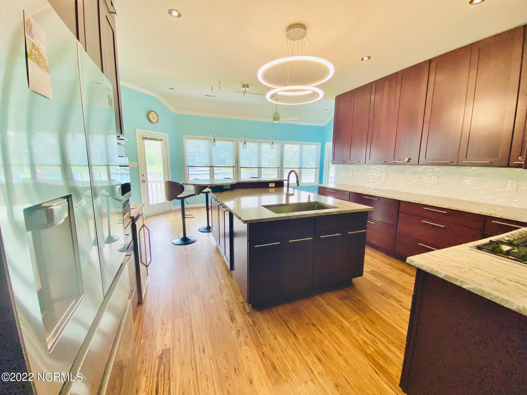 906 Diamond Court Property Photo 19