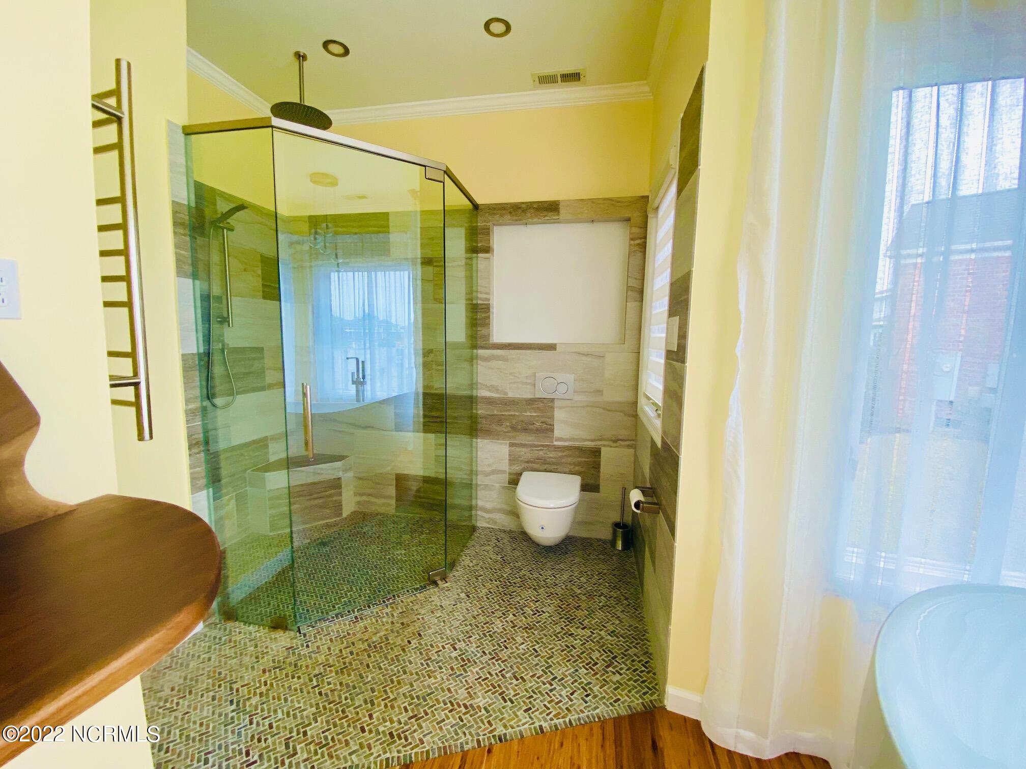 906 Diamond Court Property Photo 29