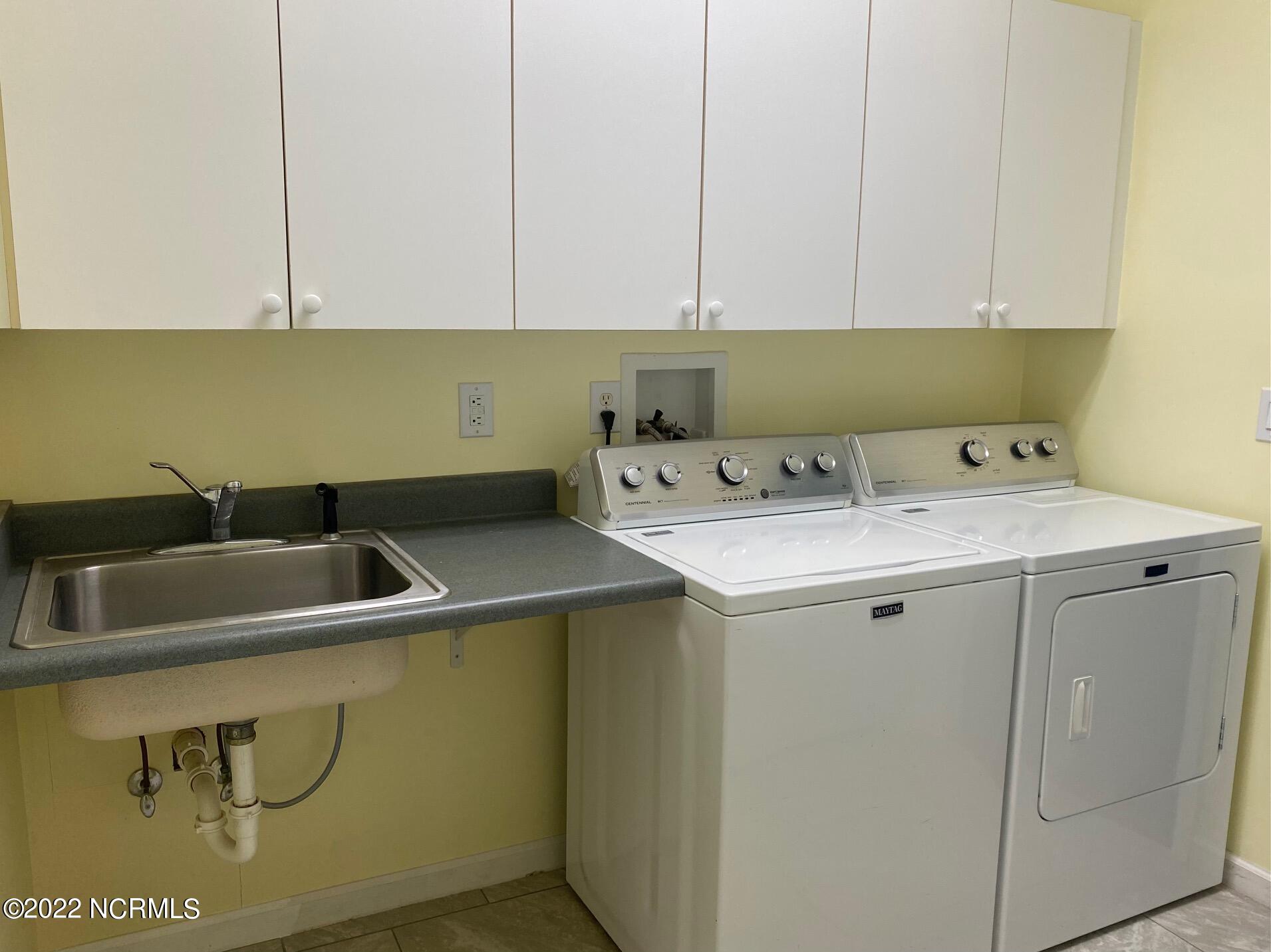 906 Diamond Court Property Photo 39