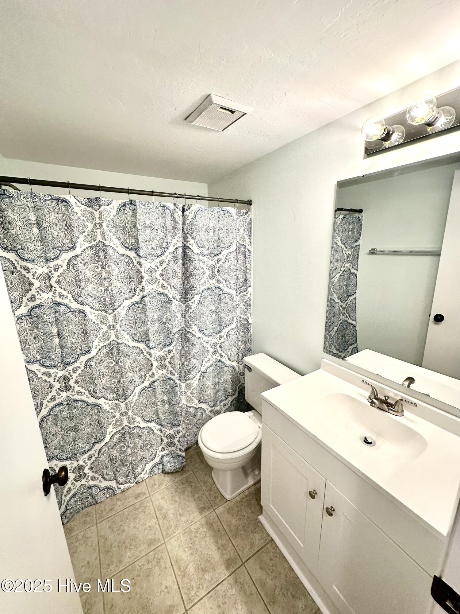4451 Holly Tree Road Property Photo 14