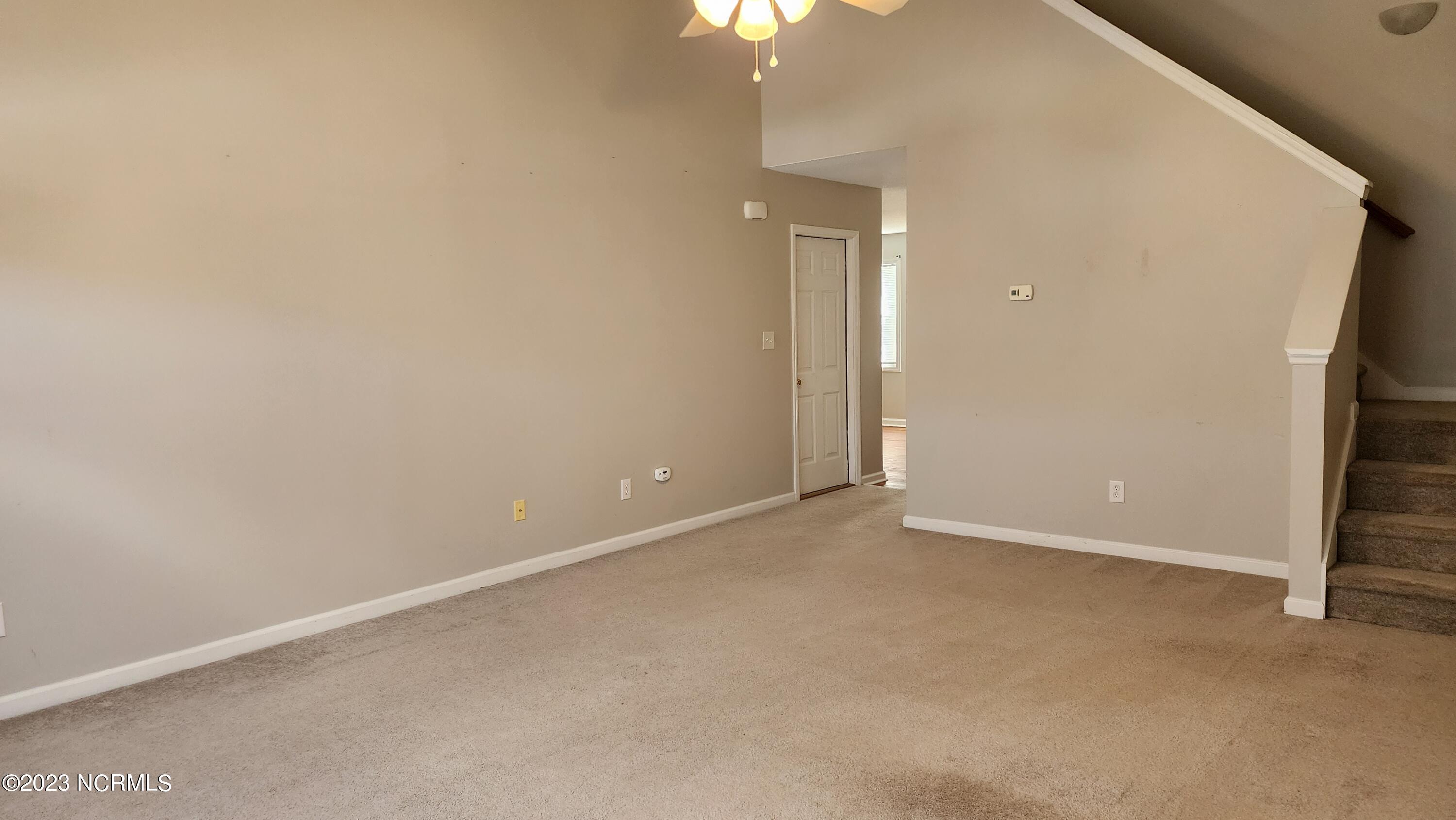 104 Creeker Town Way Property Photo 5