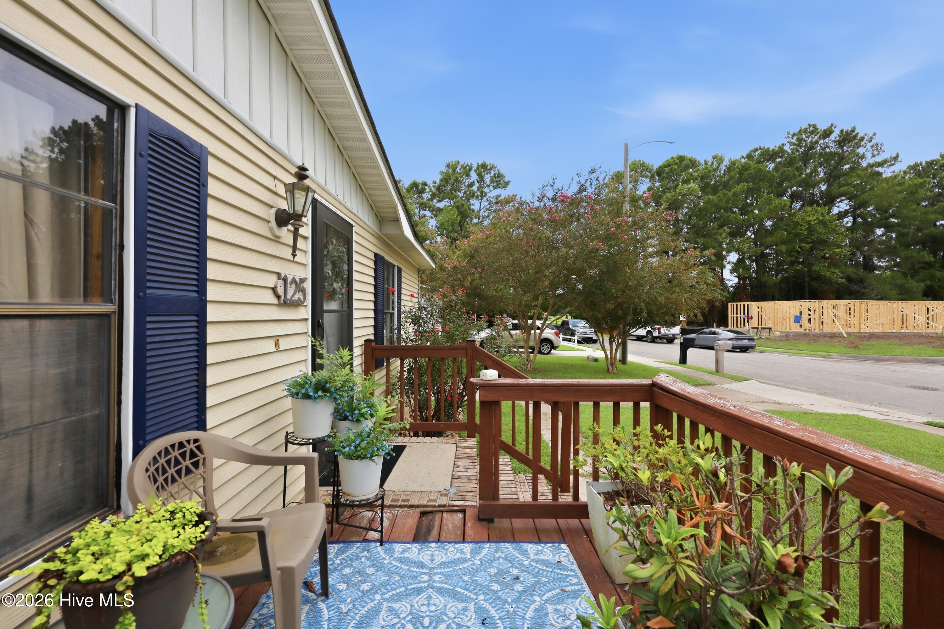 125 Jay Circle Property Photo 5