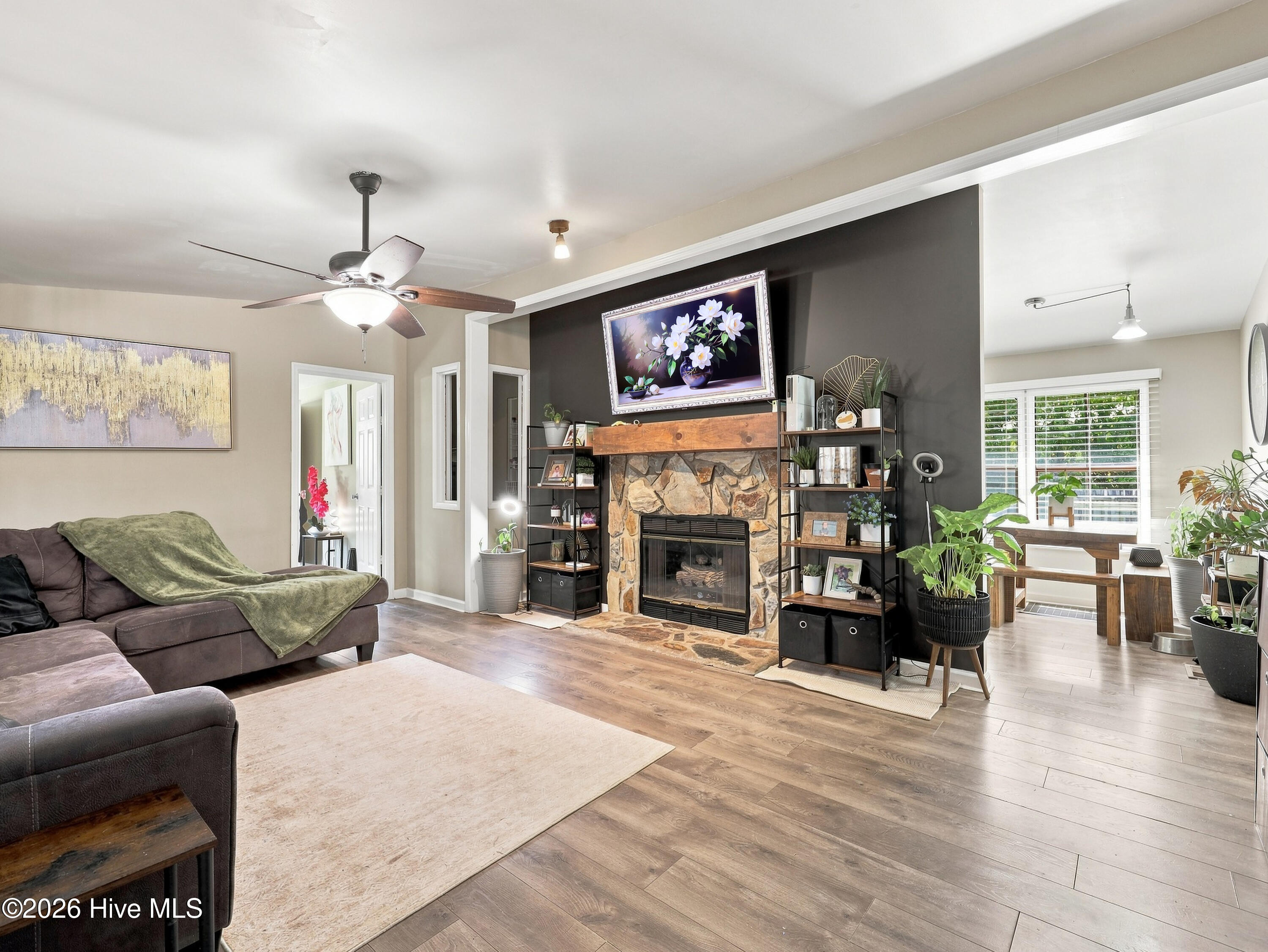 125 Jay Circle Property Photo 6