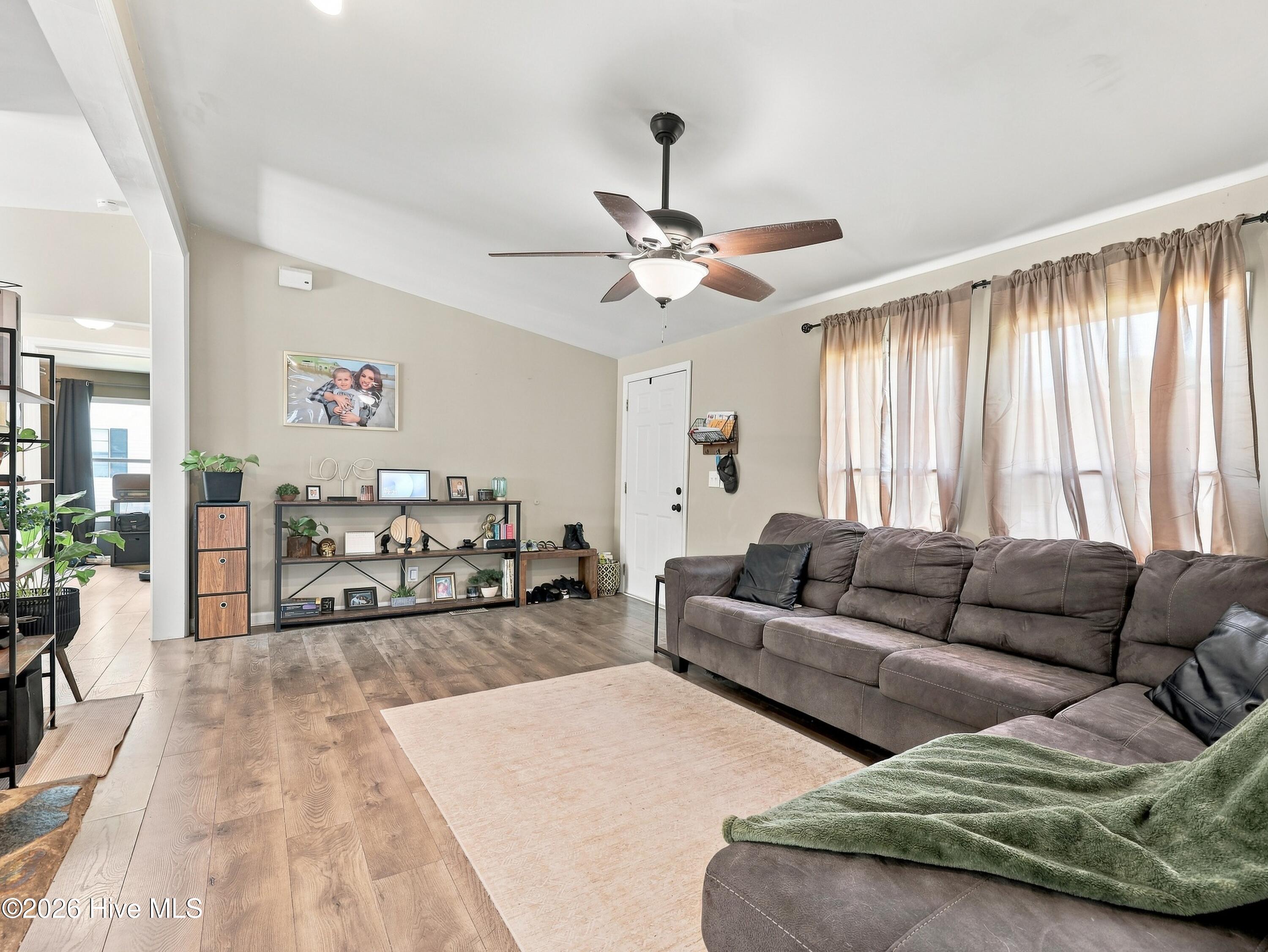 125 Jay Circle Property Photo 7
