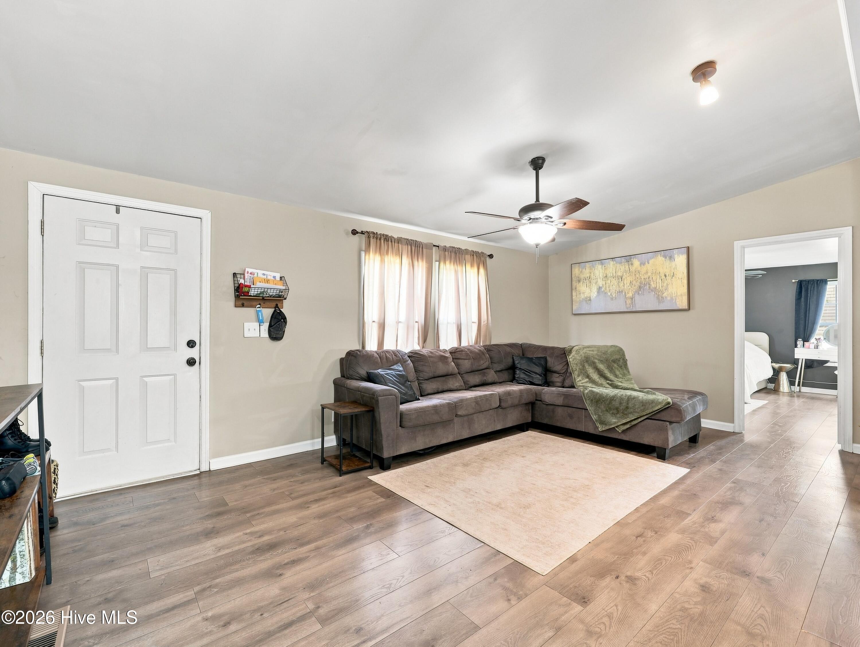 125 Jay Circle Property Photo 8
