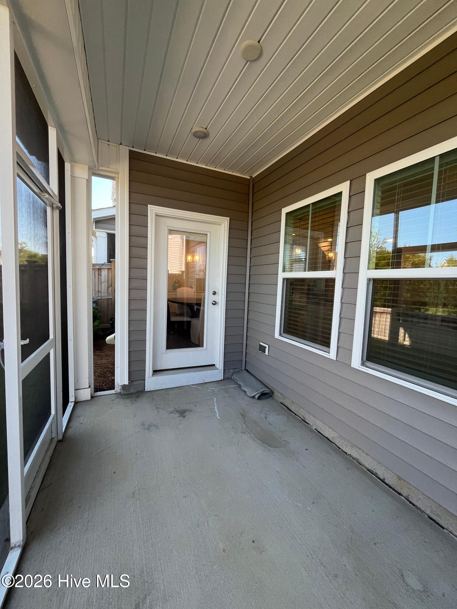 7404 Springwater Drive Property Photo 31