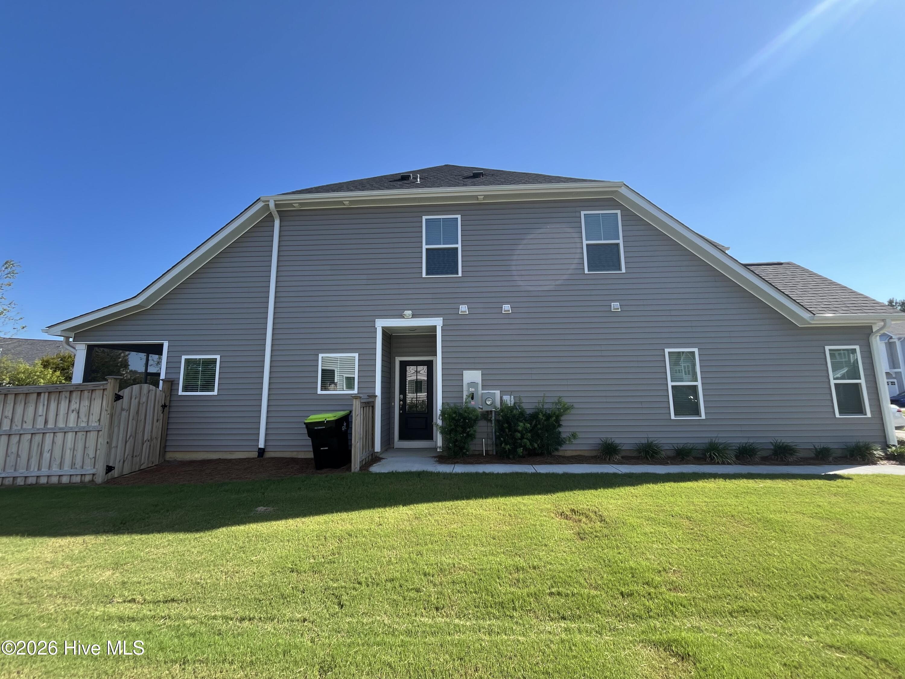 7404 Springwater Drive Property Photo 32