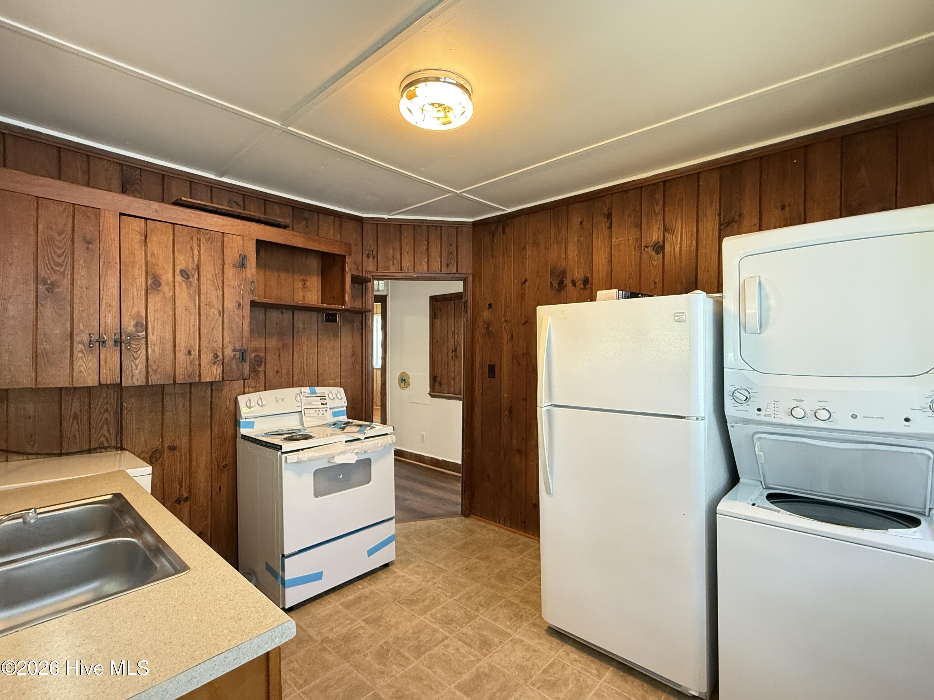 1011 Maple Street Property Photo 5