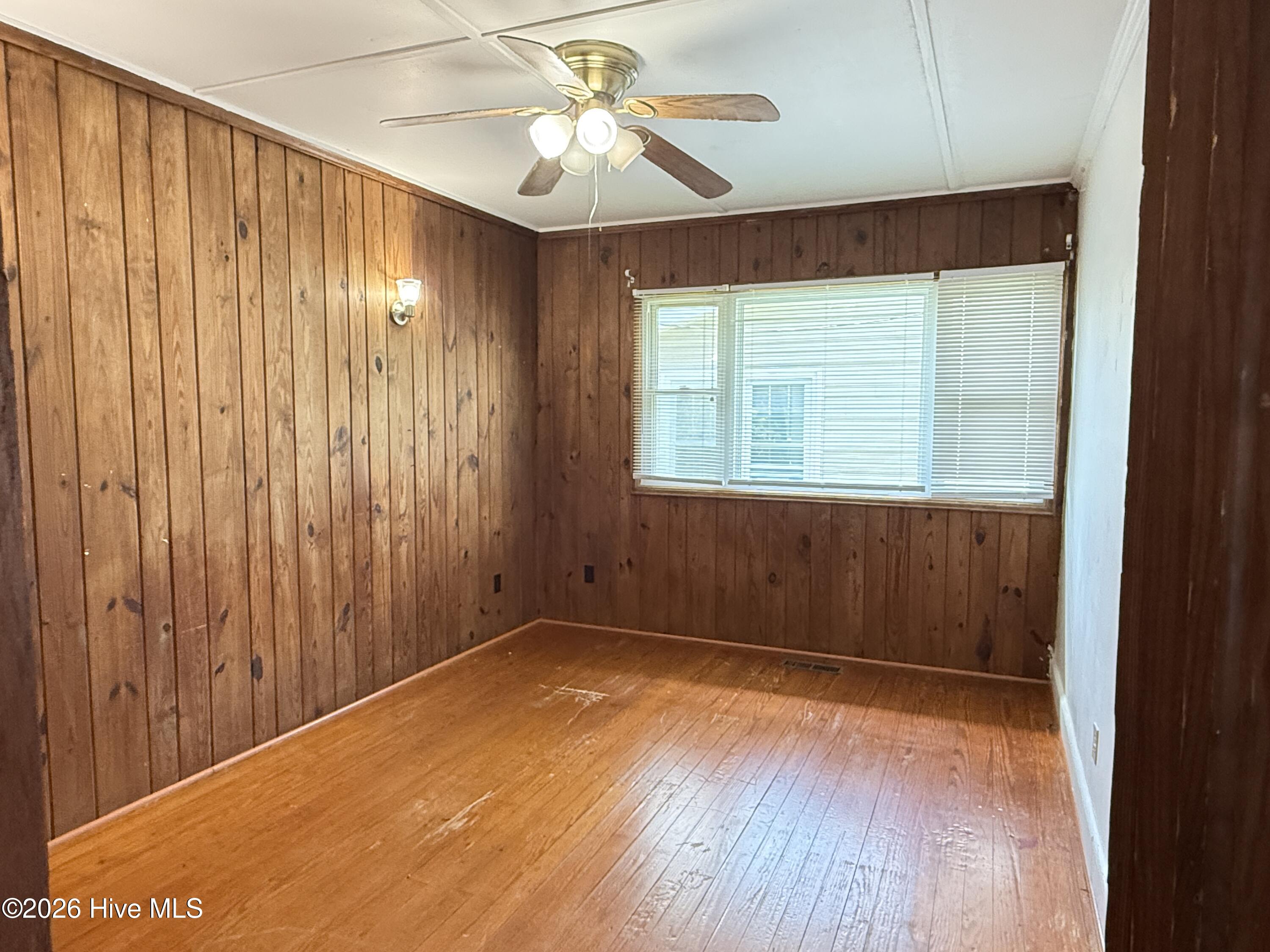 1011 Maple Street Property Photo 7