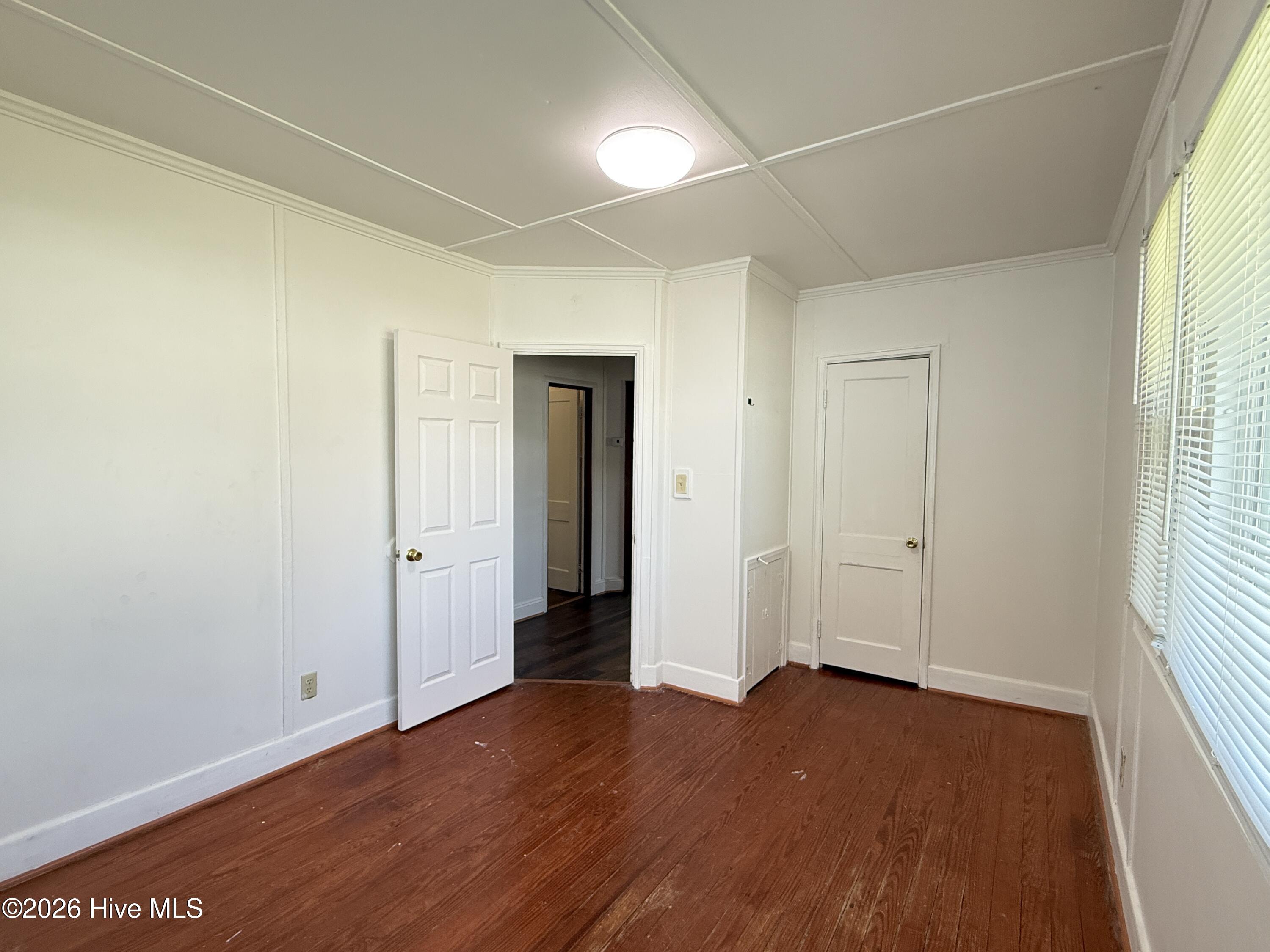 1011 Maple Street Property Photo 11