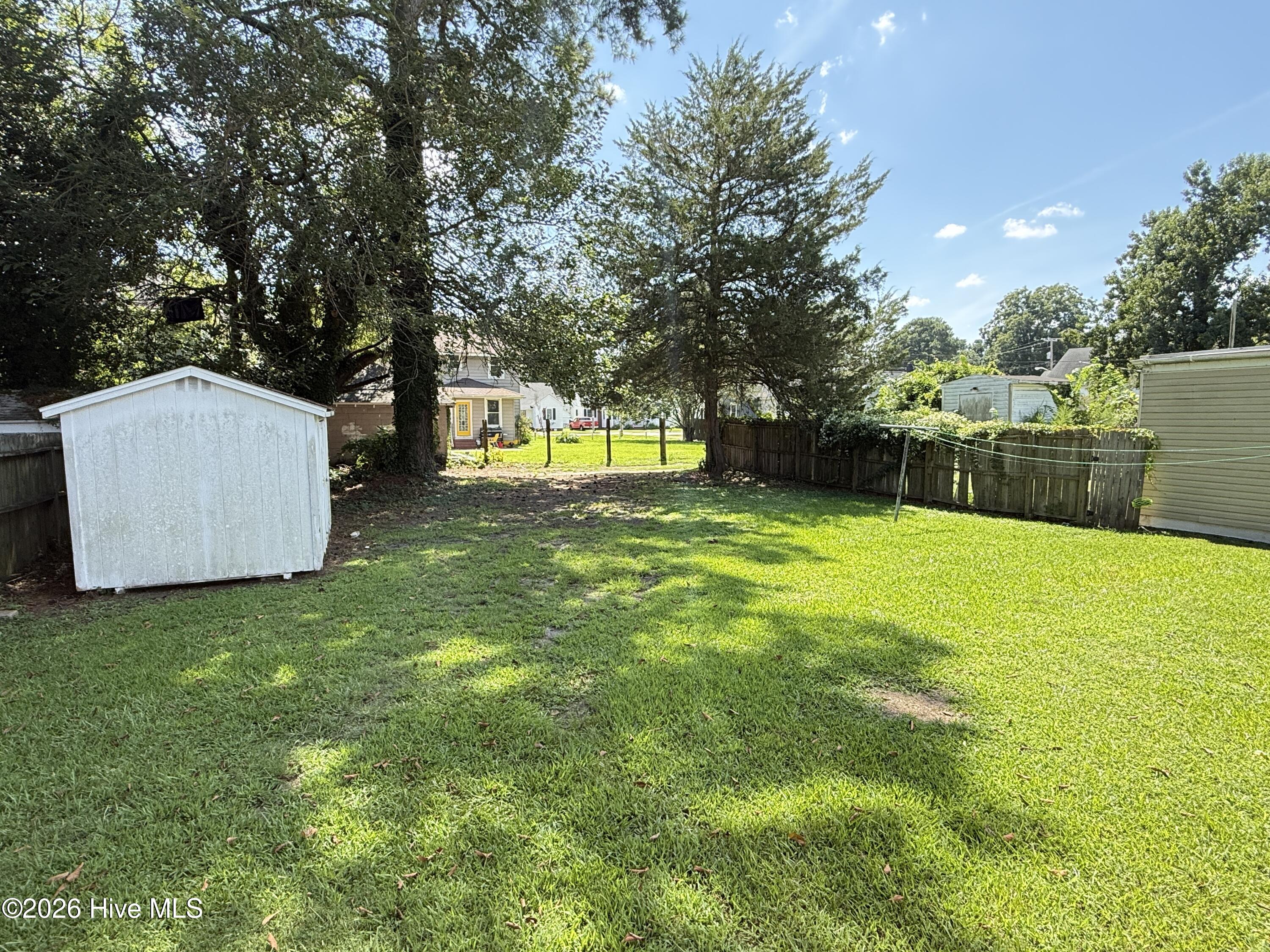 1011 Maple Street Property Photo 13
