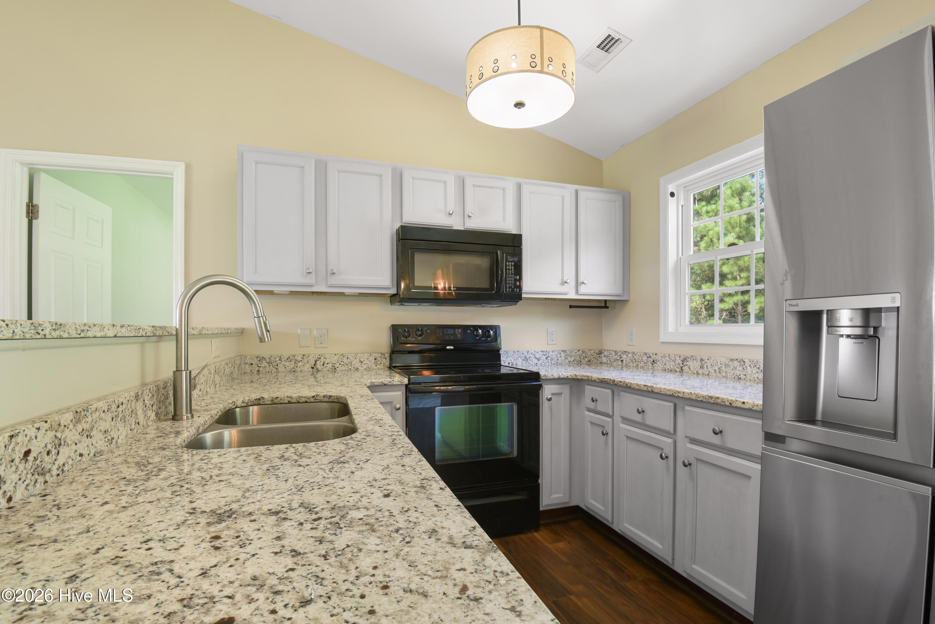 505 Cherry Blossom Lane Property Photo 6