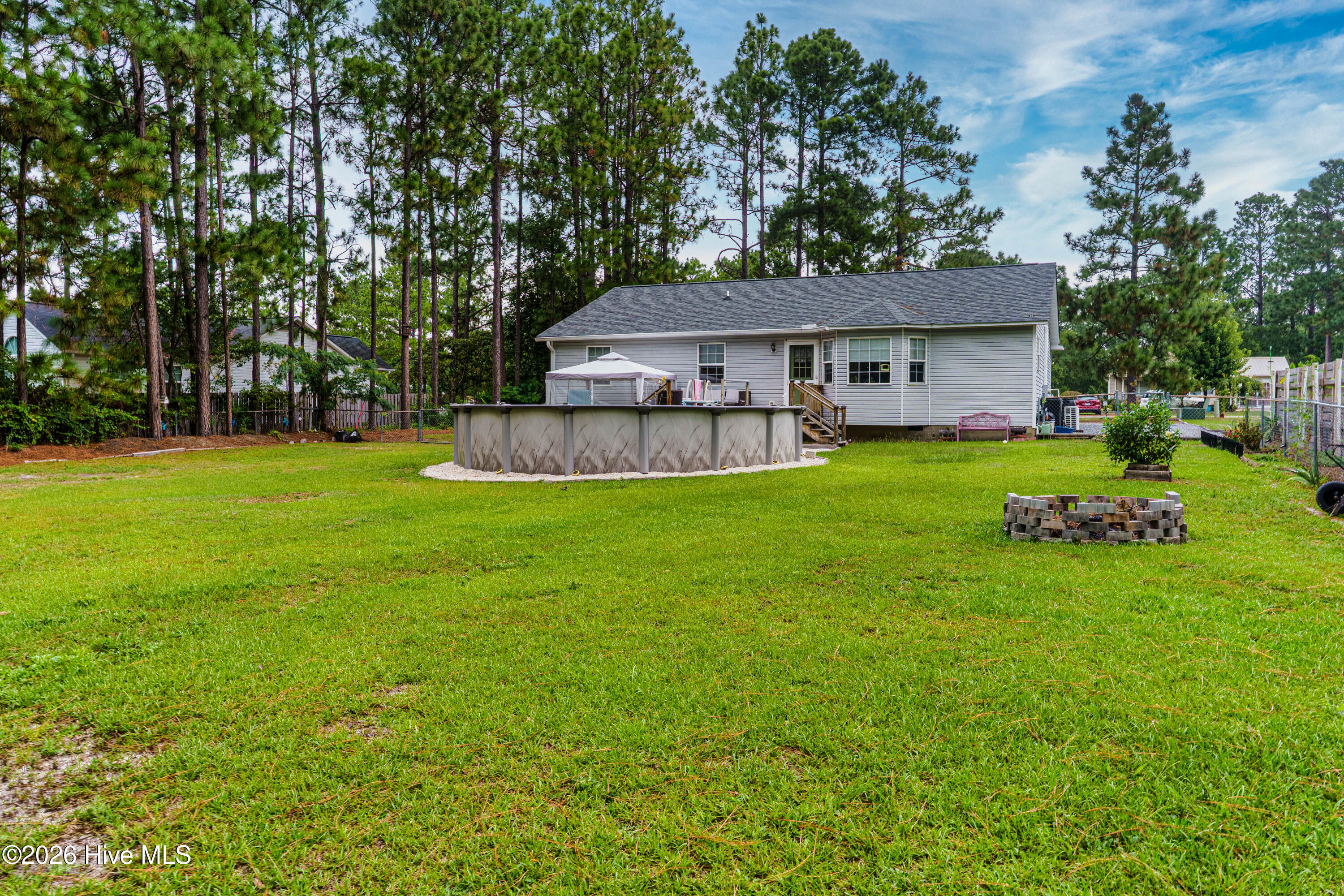 149 Forest Place Property Photo 3