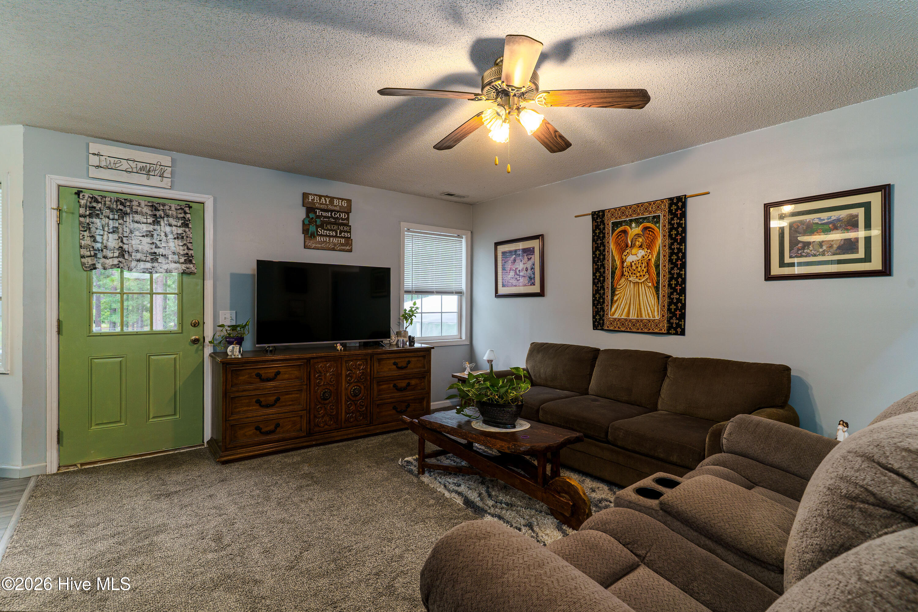 149 Forest Place Property Photo 5