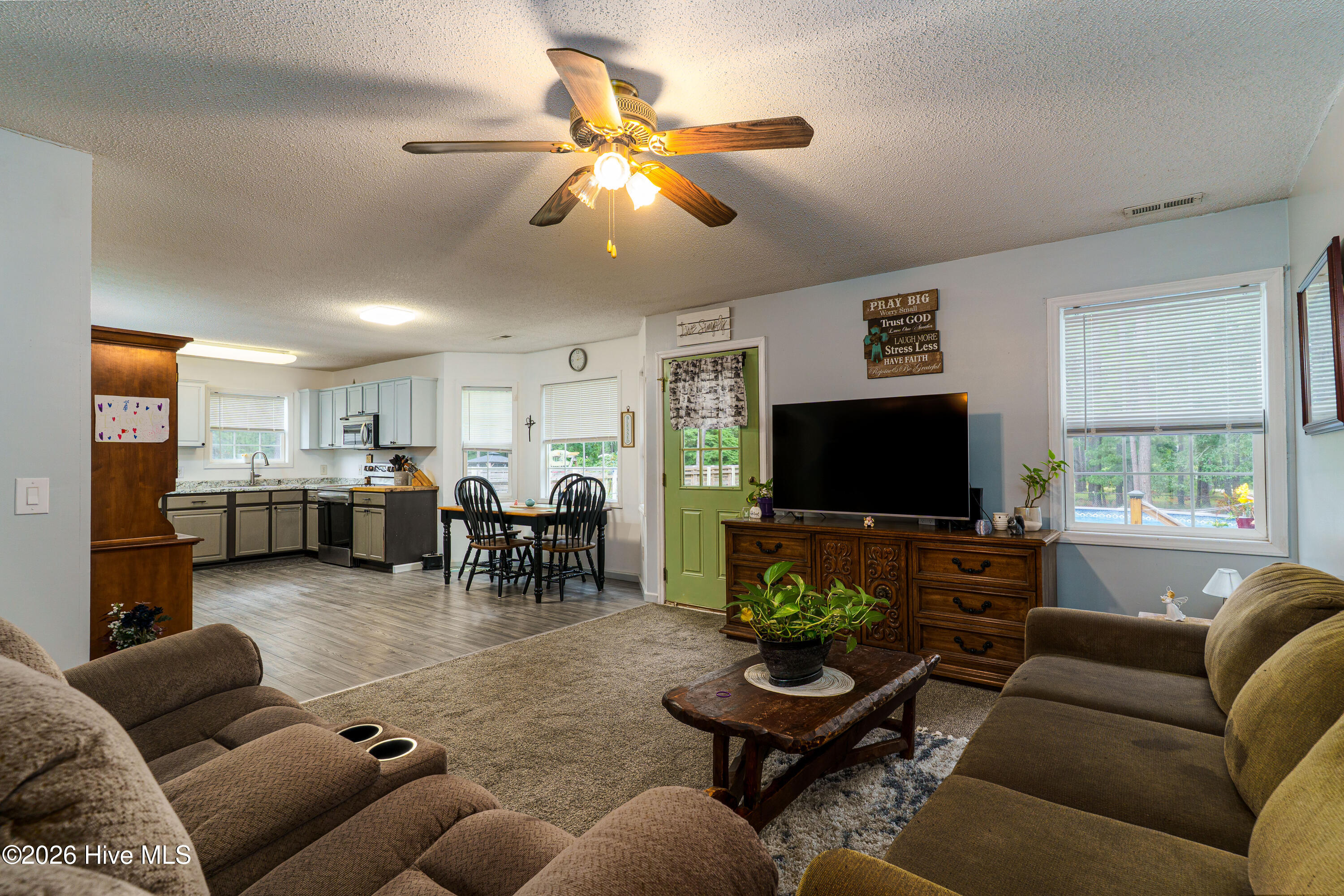 149 Forest Place Property Photo 8