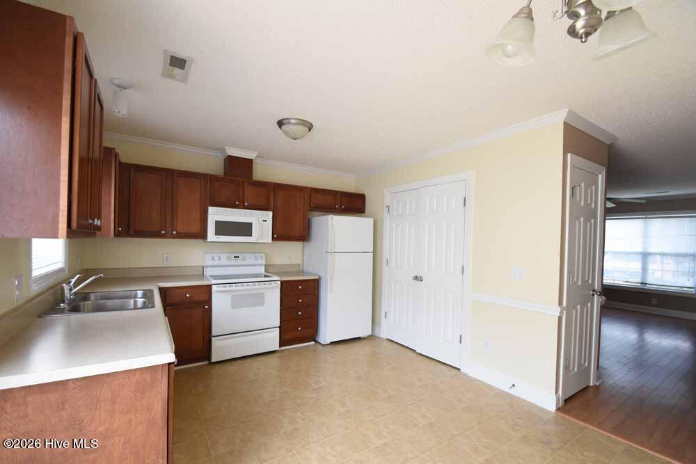 4150 Dudleys Grant Drive G Property Photo 7