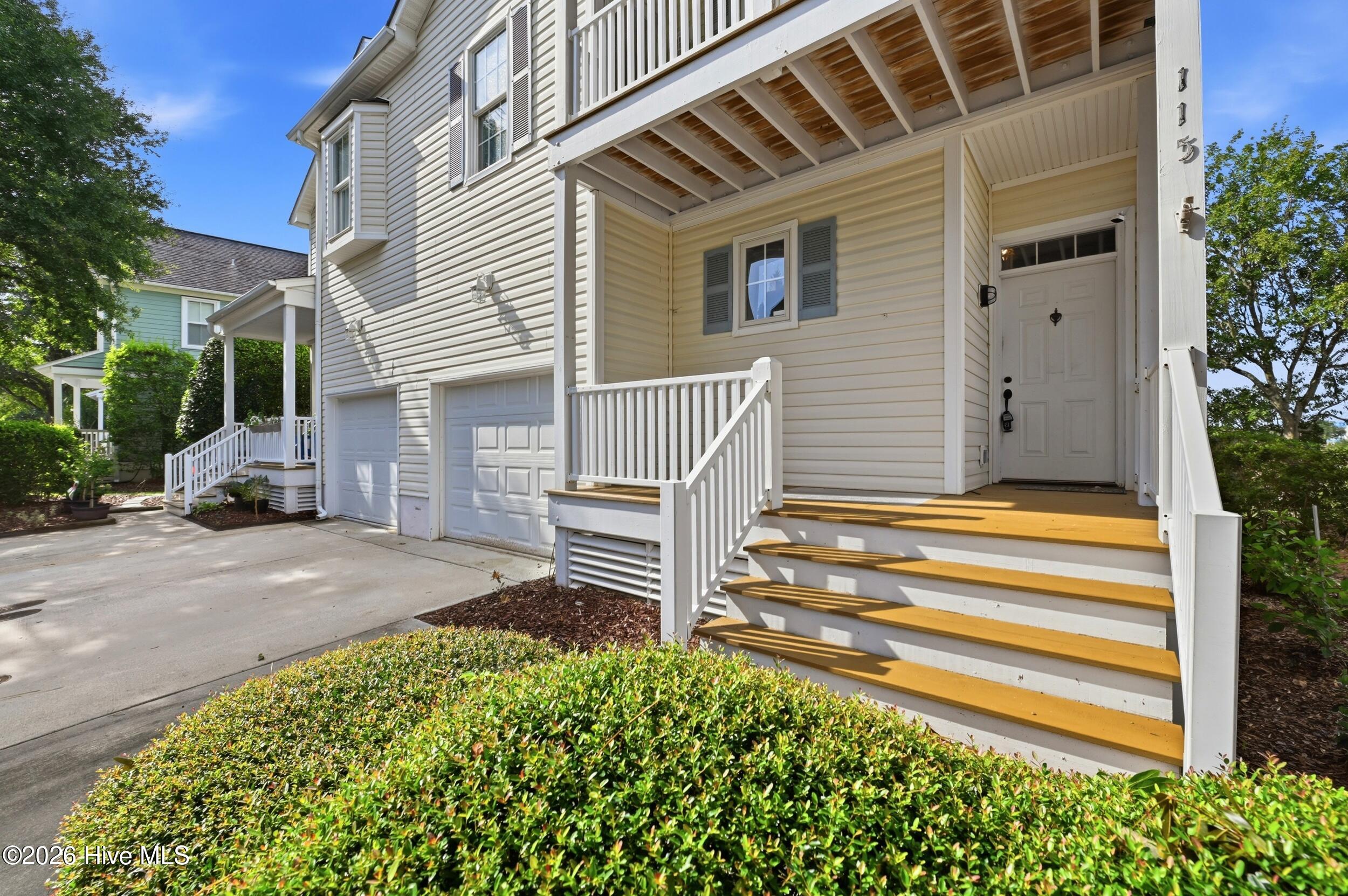 115 Durands Landing Property Photo 4