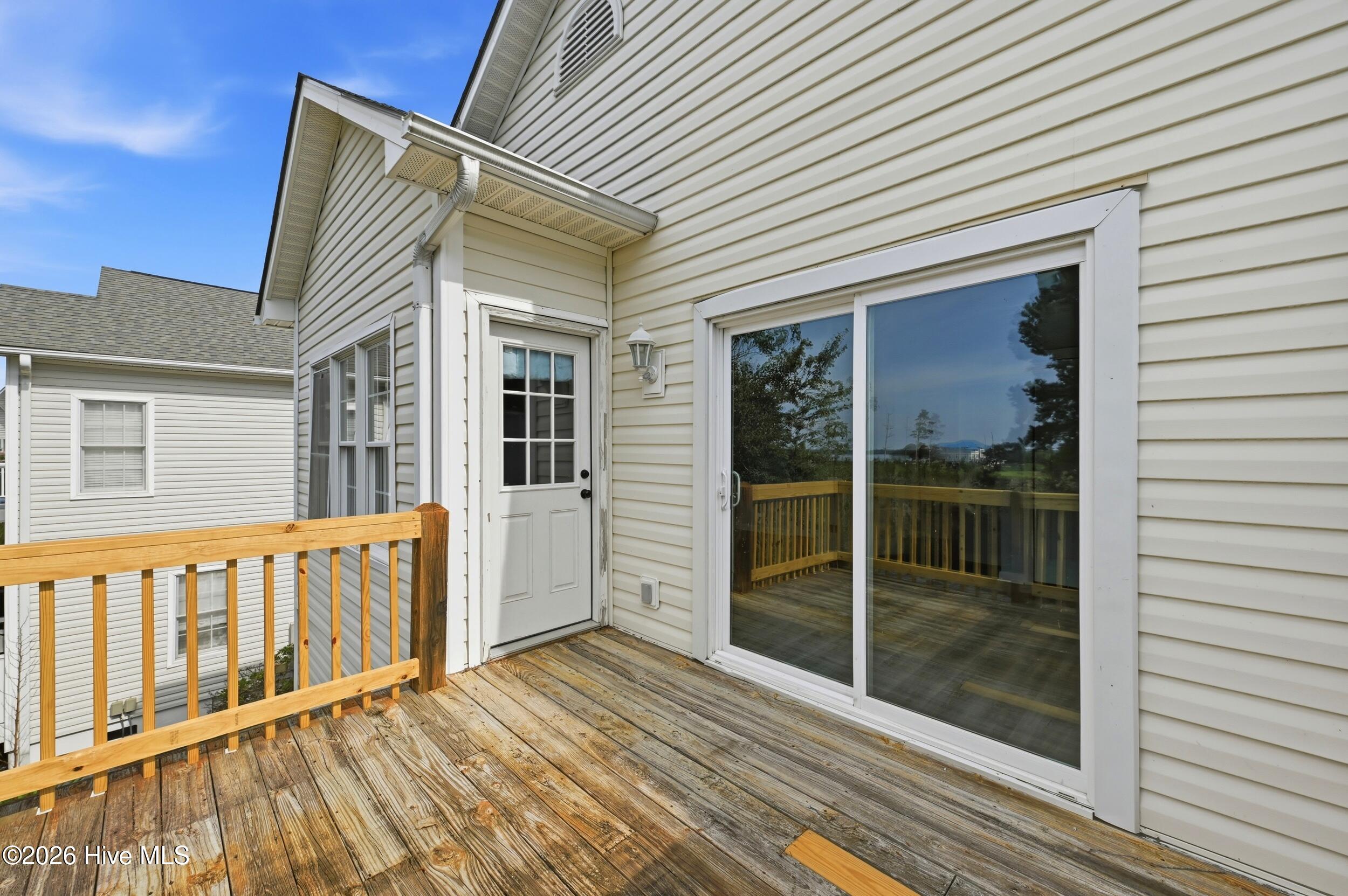 115 Durands Landing Property Photo 31