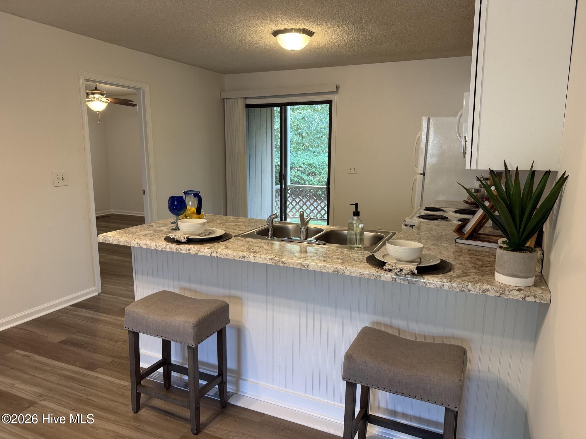 522 S Kerr Avenue 29 Property Photo 7