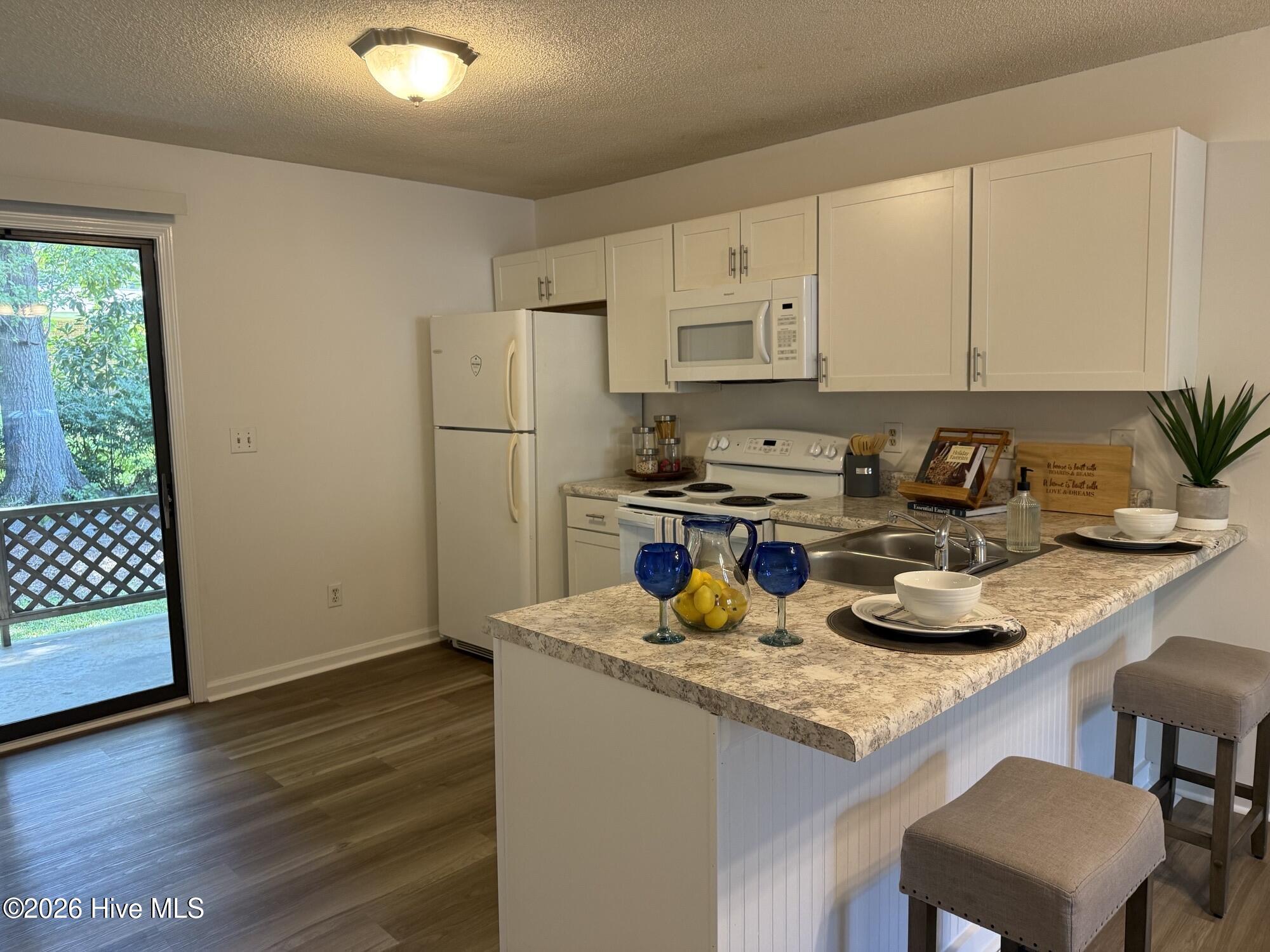522 S Kerr Avenue 29 Property Photo 8